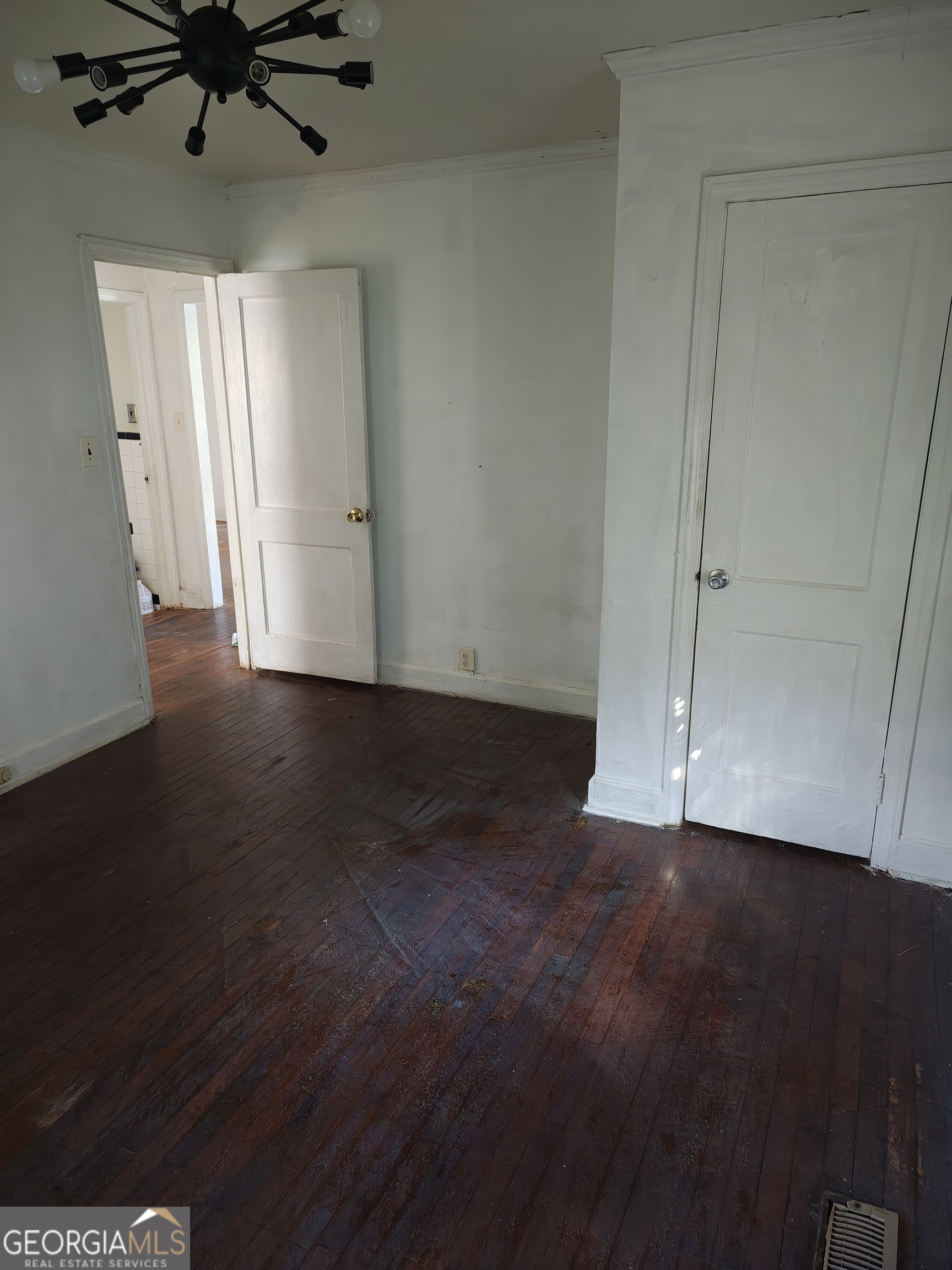 1285 Pio Nono Avenue Property Photo 12
