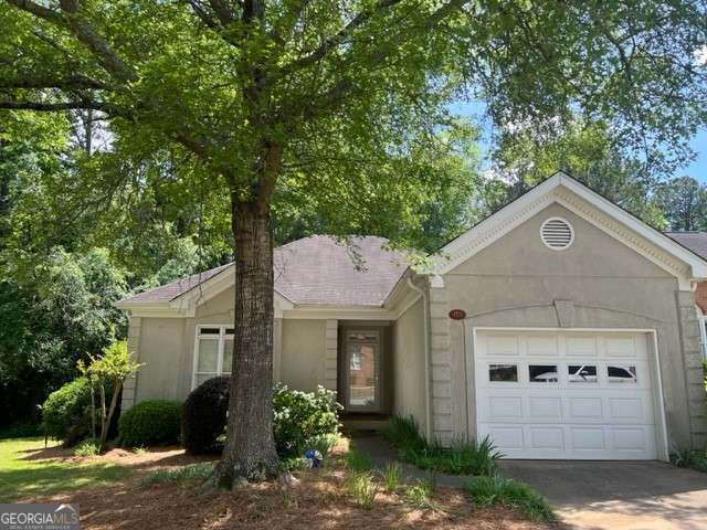158 Mallard Pointe Way # 20 Property Photo 1