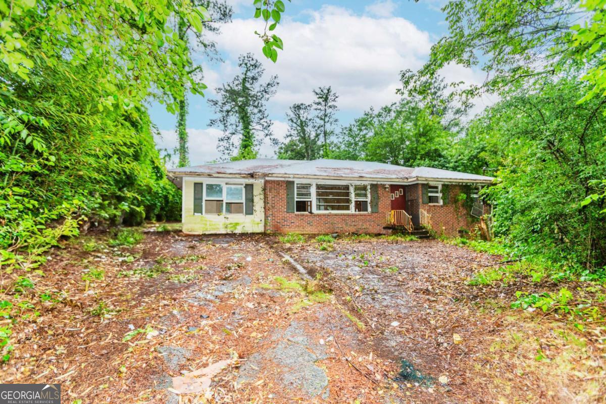2322 Paces Ferry Road Se Property Photo 1