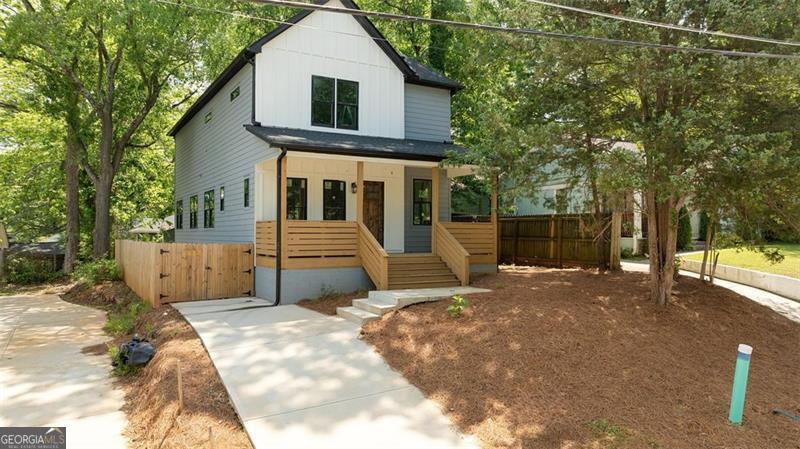 140 Racine Property Photo 1