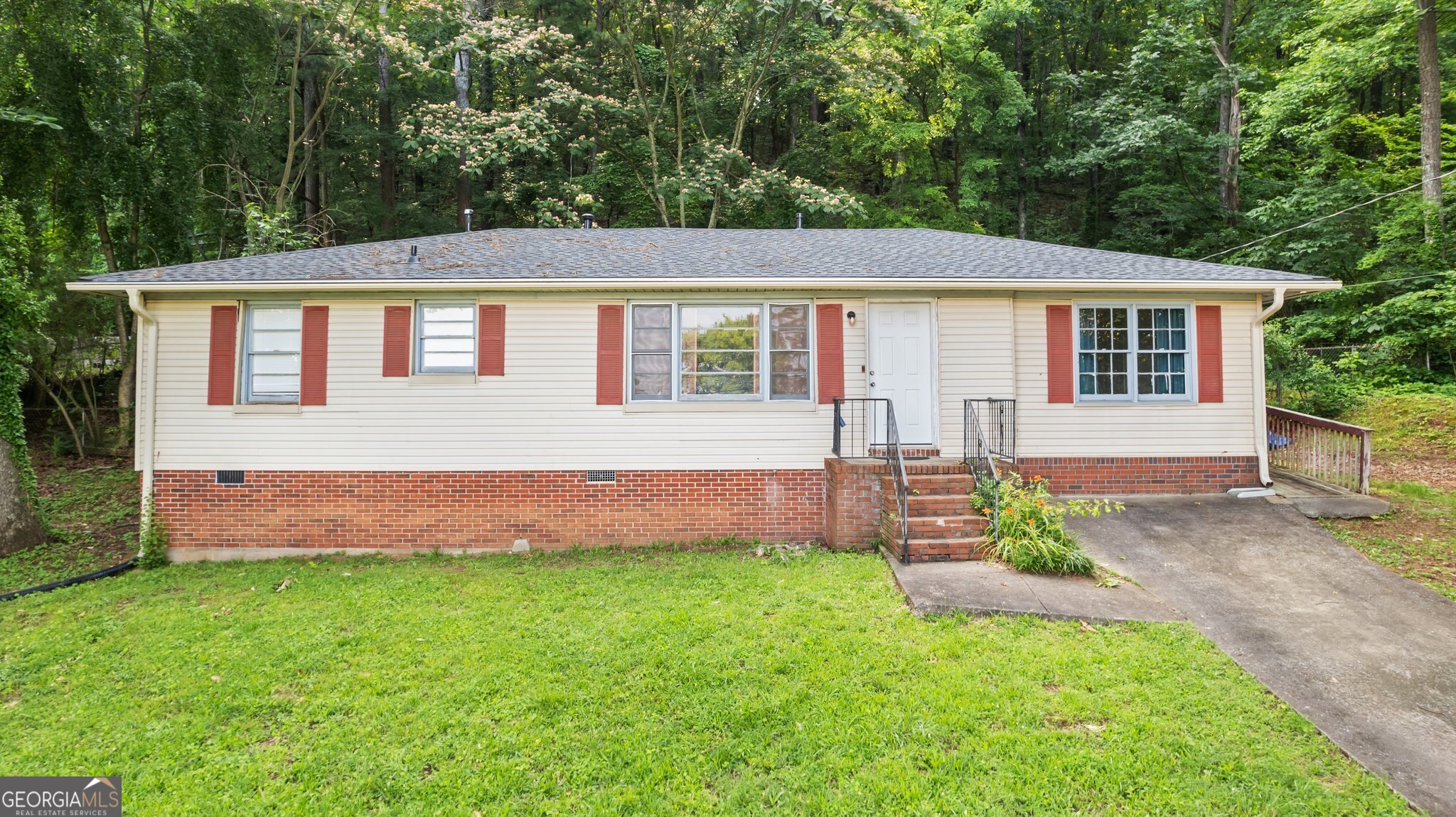 333 Alfred Avenue SE