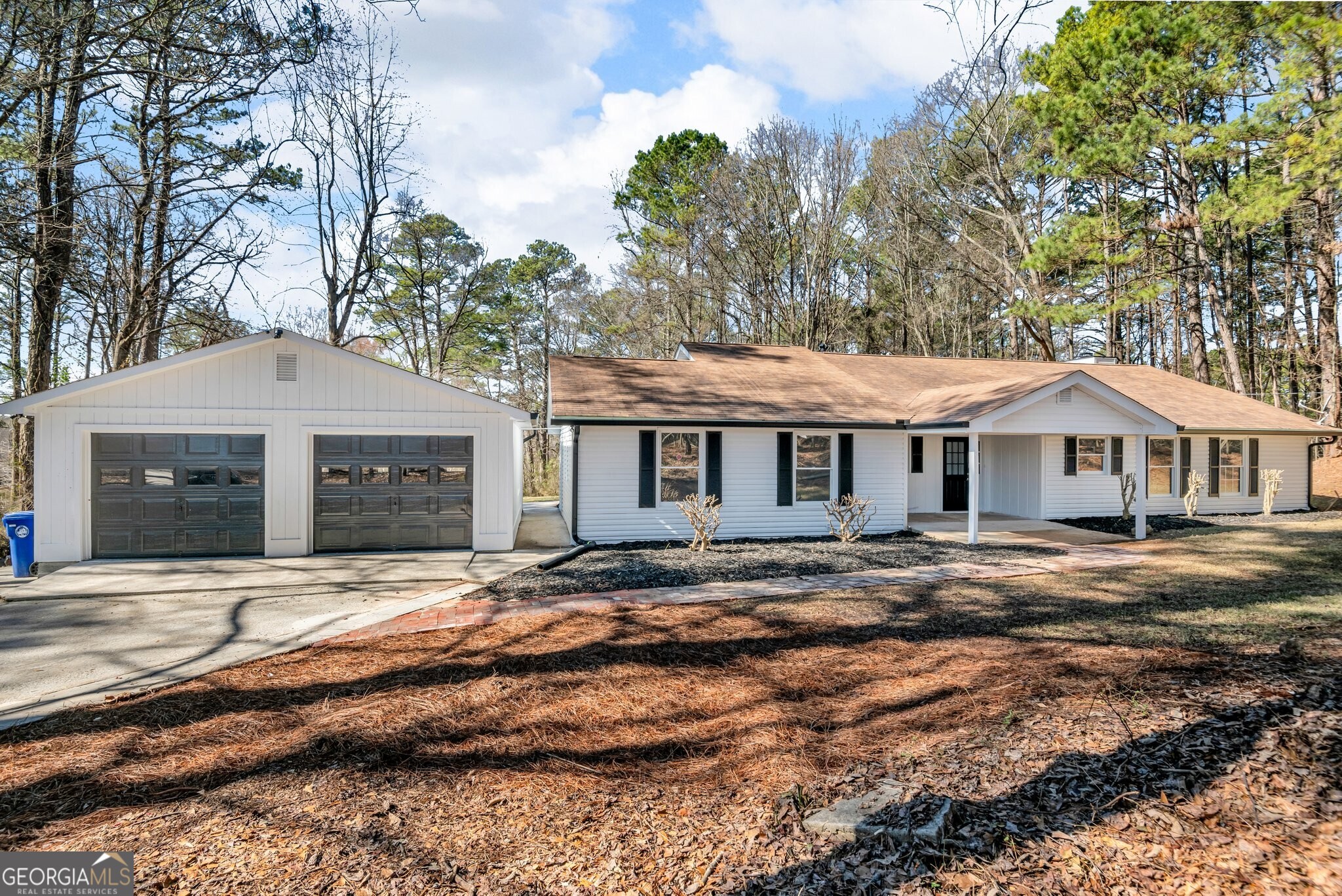 2401 Phillips Road Property Photo 1