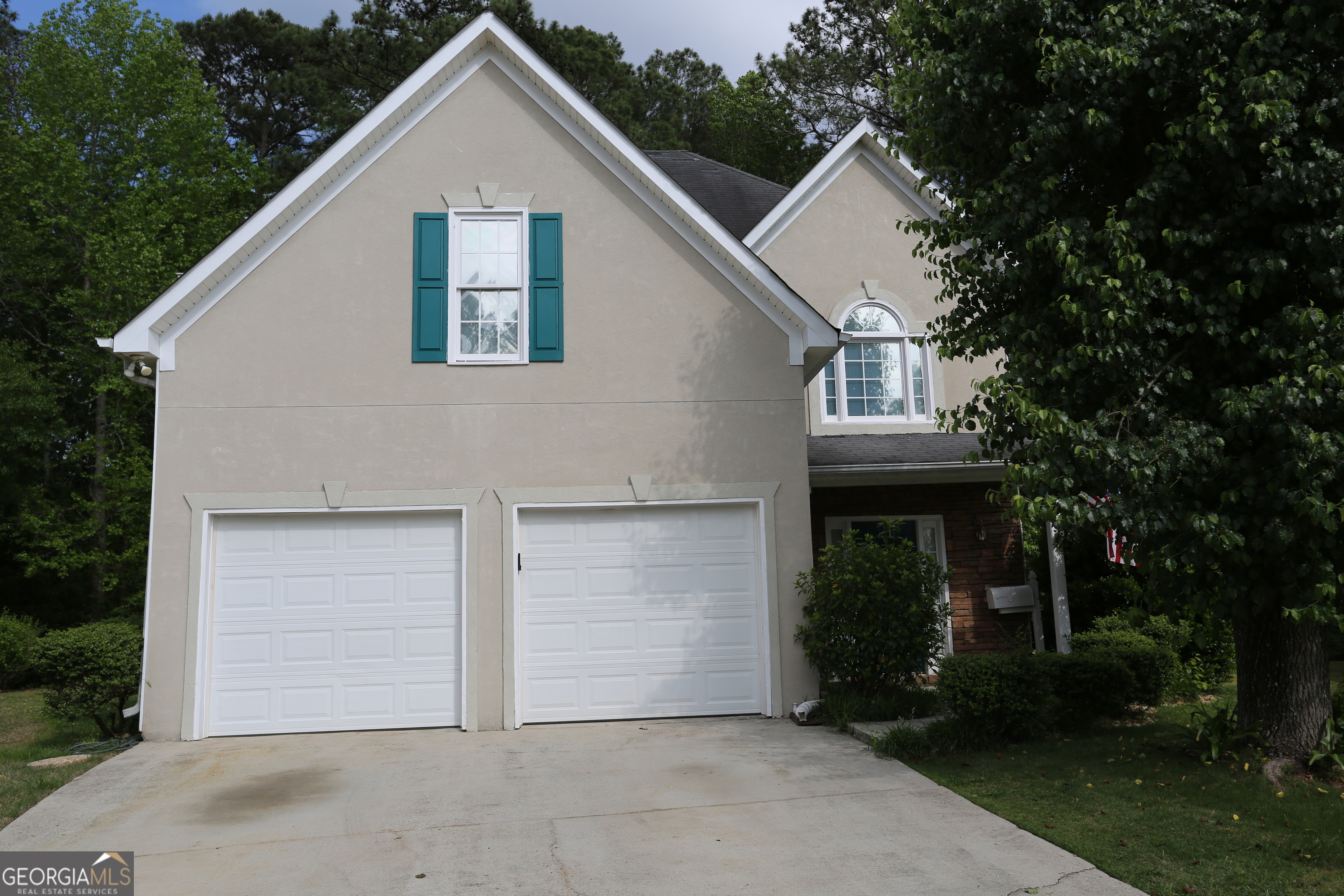 235 Woodstream Way Property Photo 1