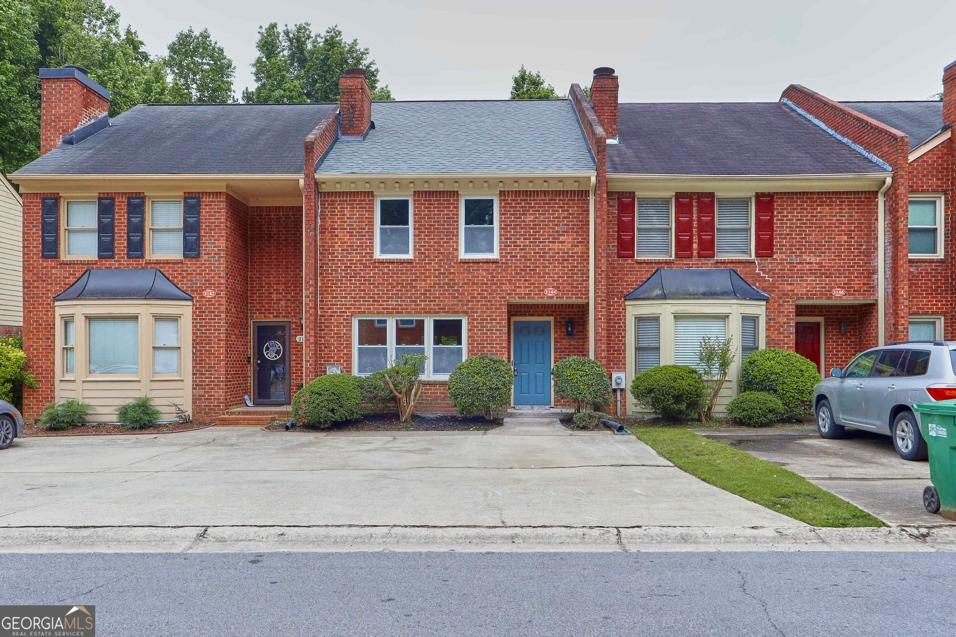 3144 Corner Oak Drive Property Photo 1