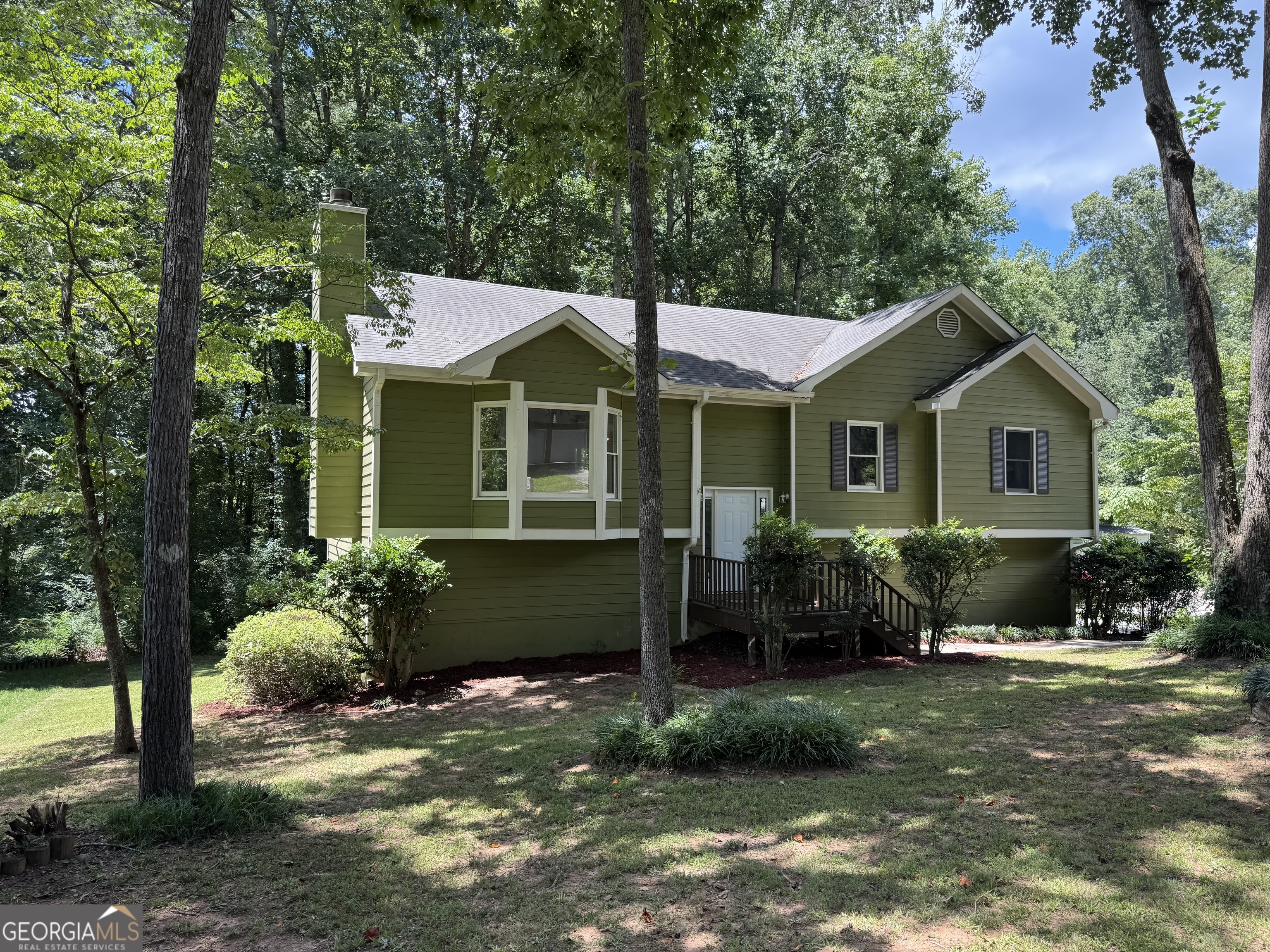 133 Deerfield Lane Property Photo 1