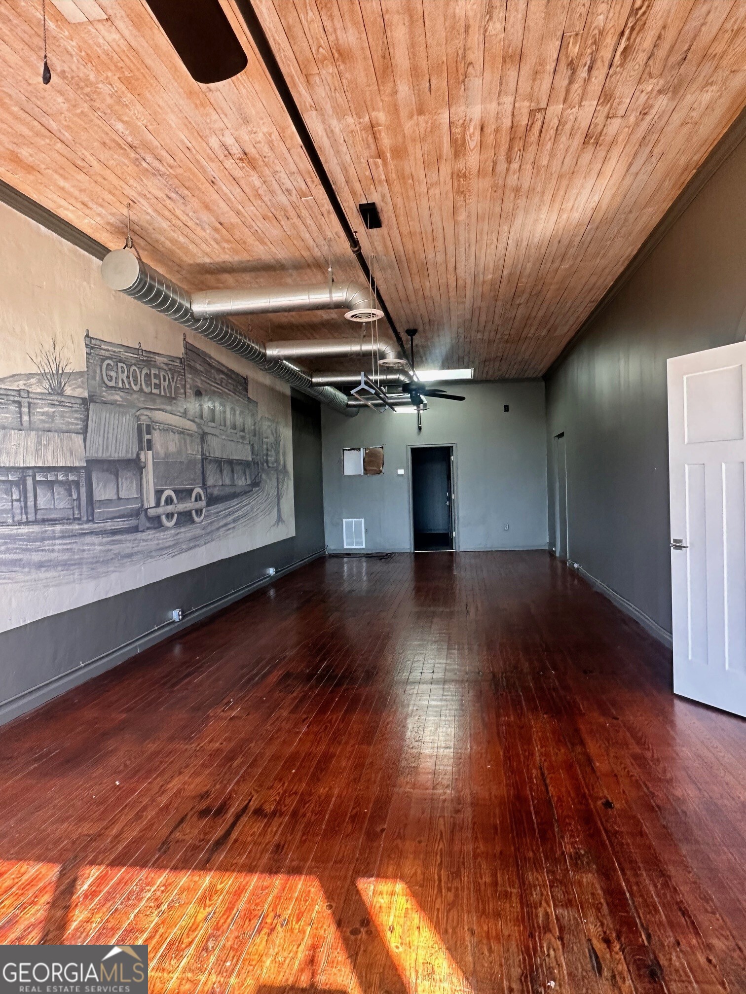 1484 Washington Street Property Photo 8