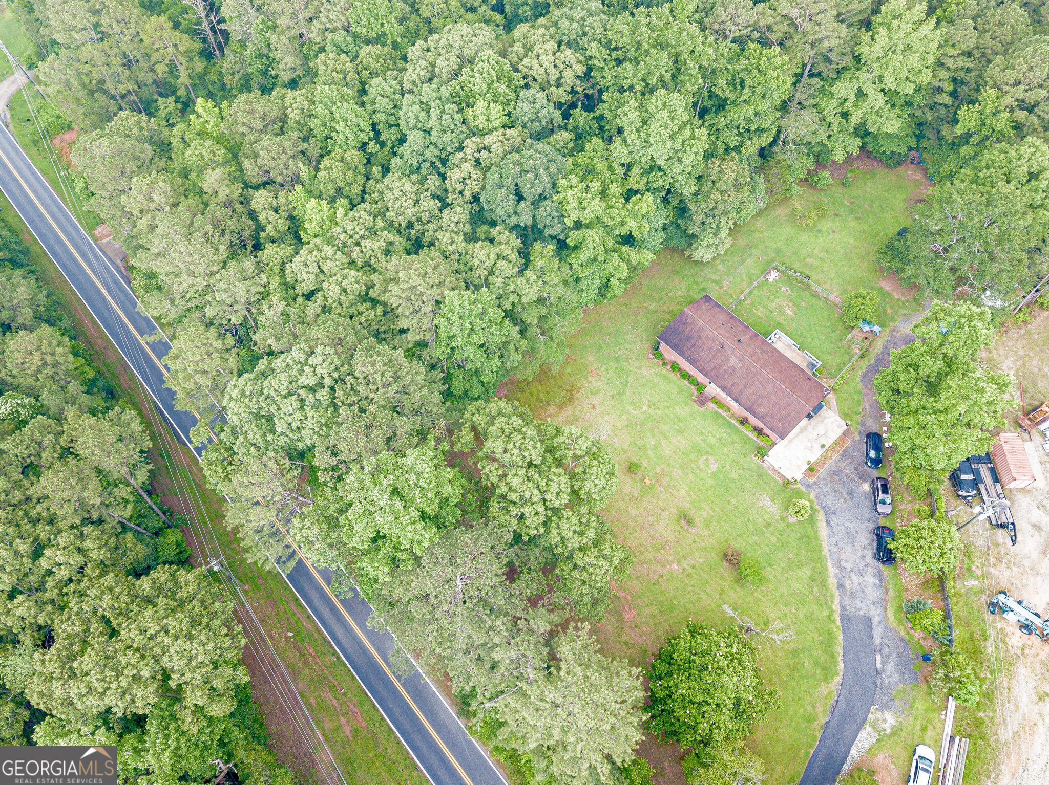 5255 Post Road Property Photo 1