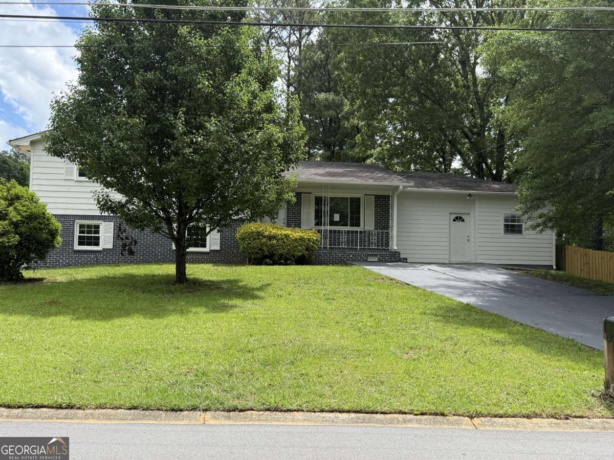 5460 Huron Drive Property Photo 1