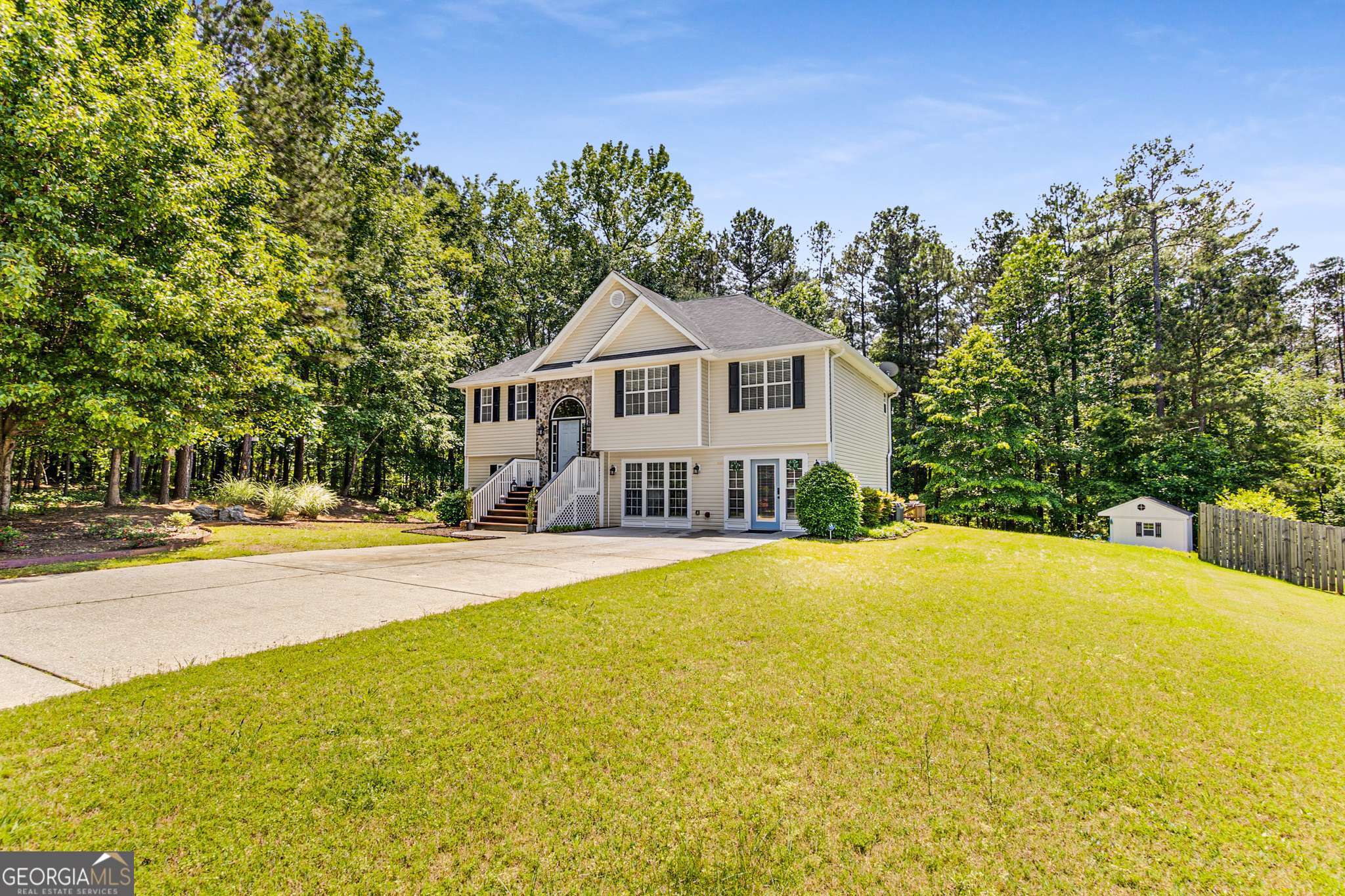 3835 Annandale Lane Property Photo 1