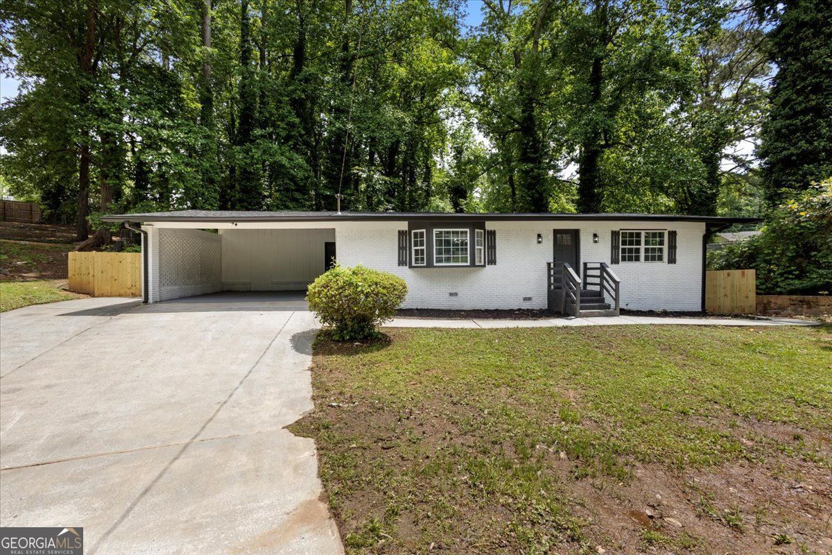 4720 Shoshonee Trail Property Photo 1