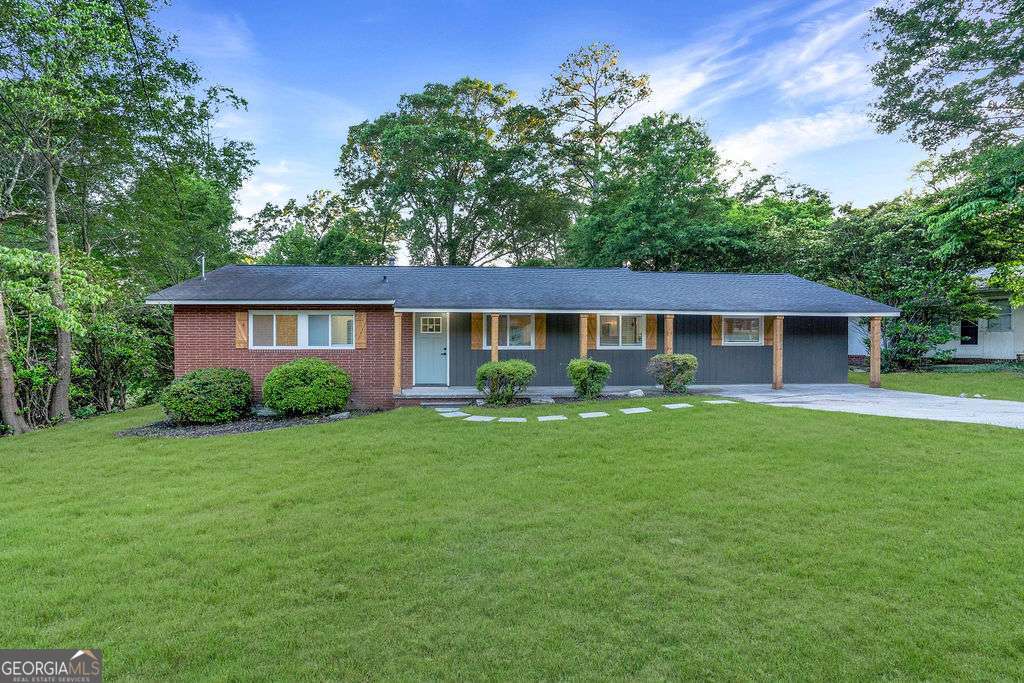 1091 Pine Street Property Photo 1