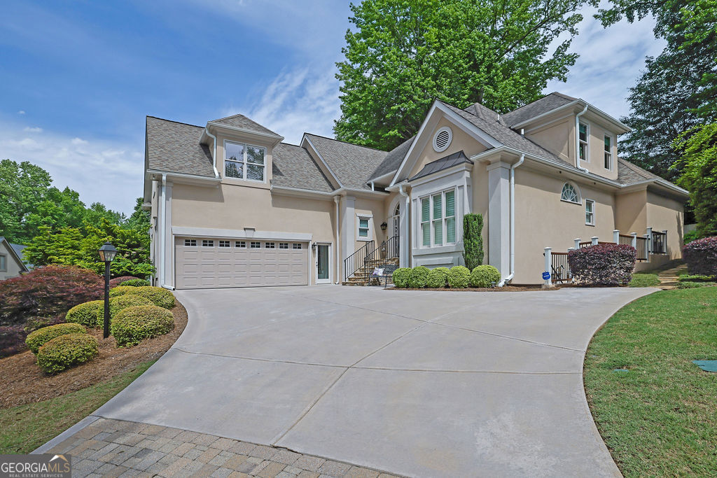 4566 Fountain Drive Ne Property Photo 1
