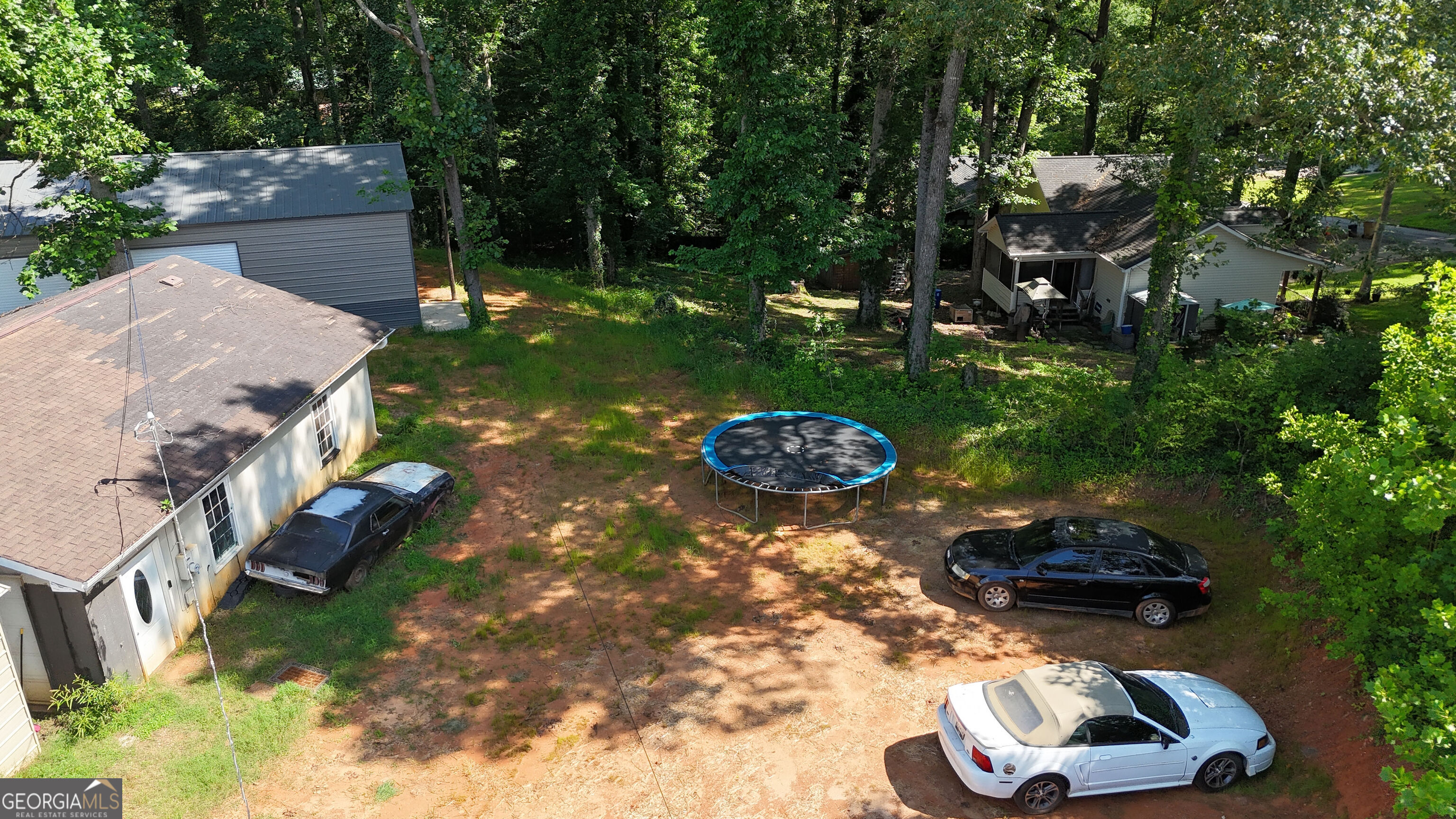 5895 Cumming Highway Property Photo 1