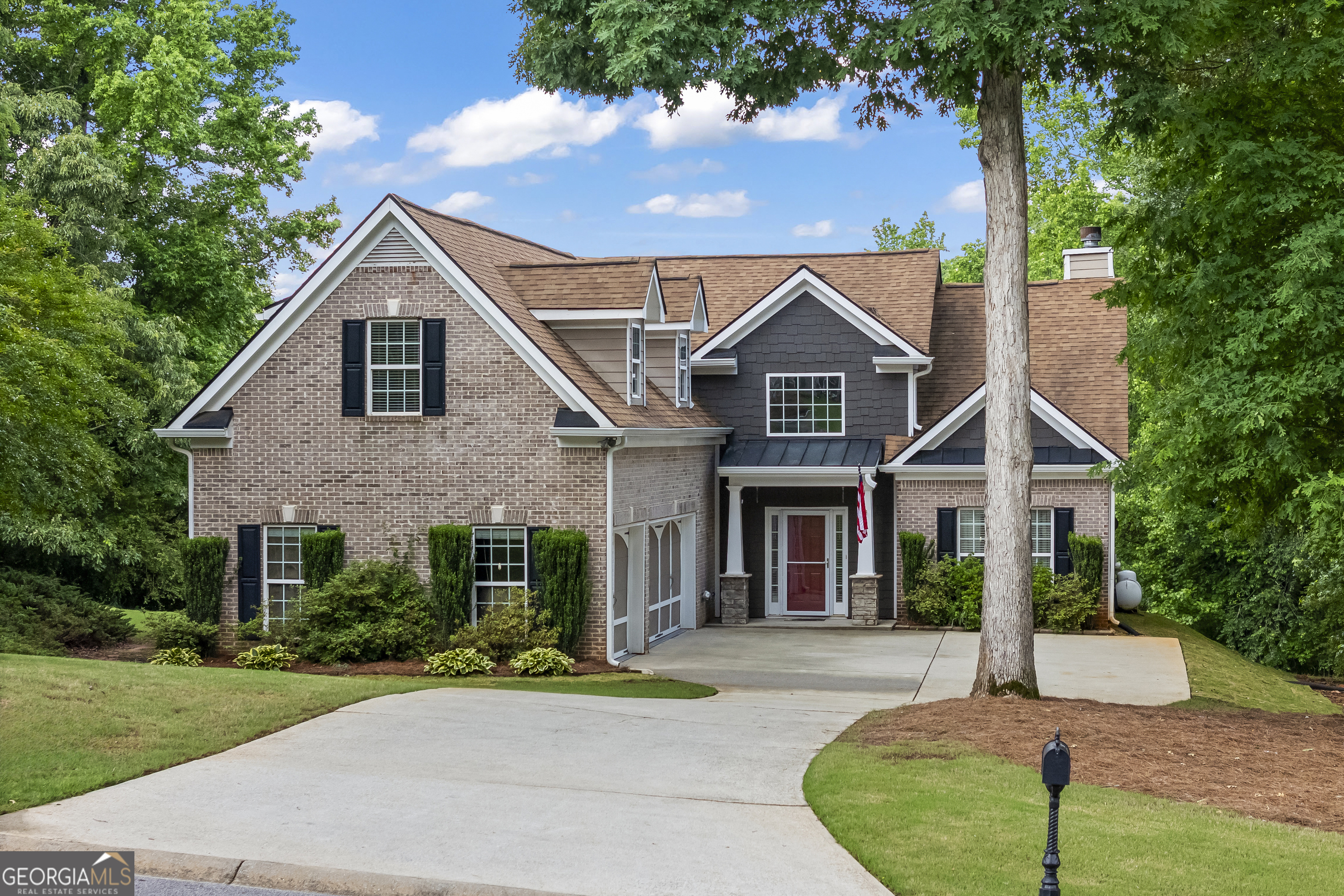 924 Vinings Drive Property Photo