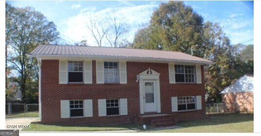 423 Alabama Avenue Property Photo