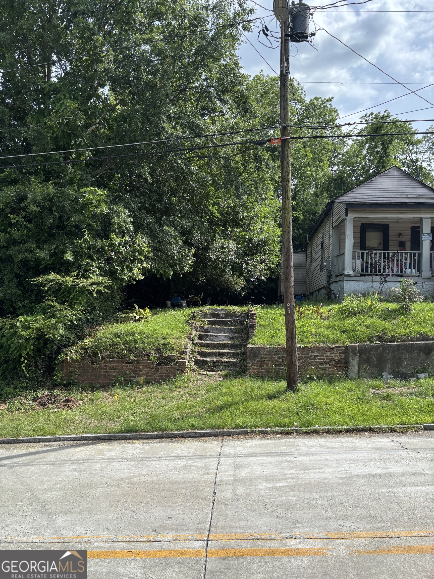 1730 Second Avenue Property Photo 1