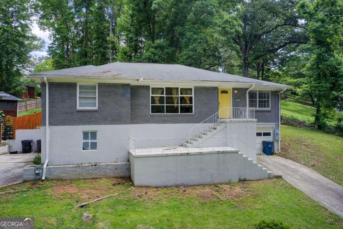 2564 RIGGS Drive Property Photo 1