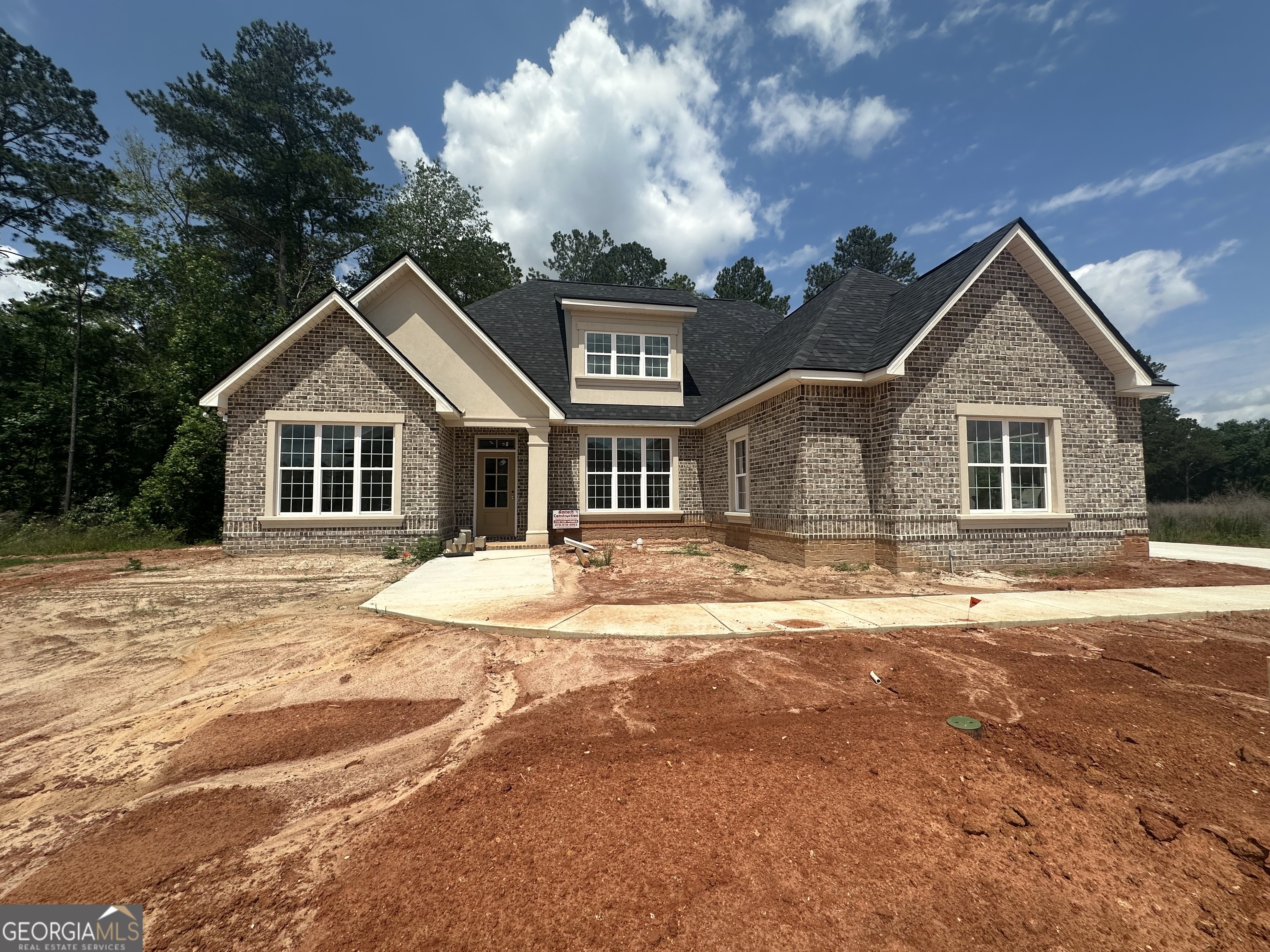 405 Buckhead Forest Property Photo