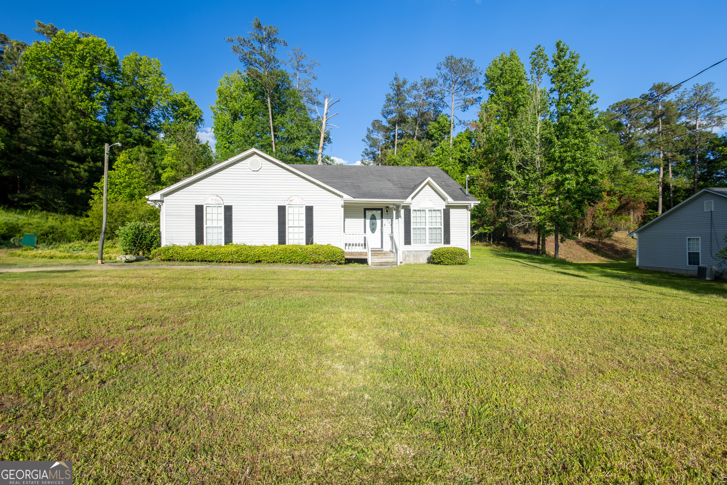 558 Wilder Drive Property Photo 1