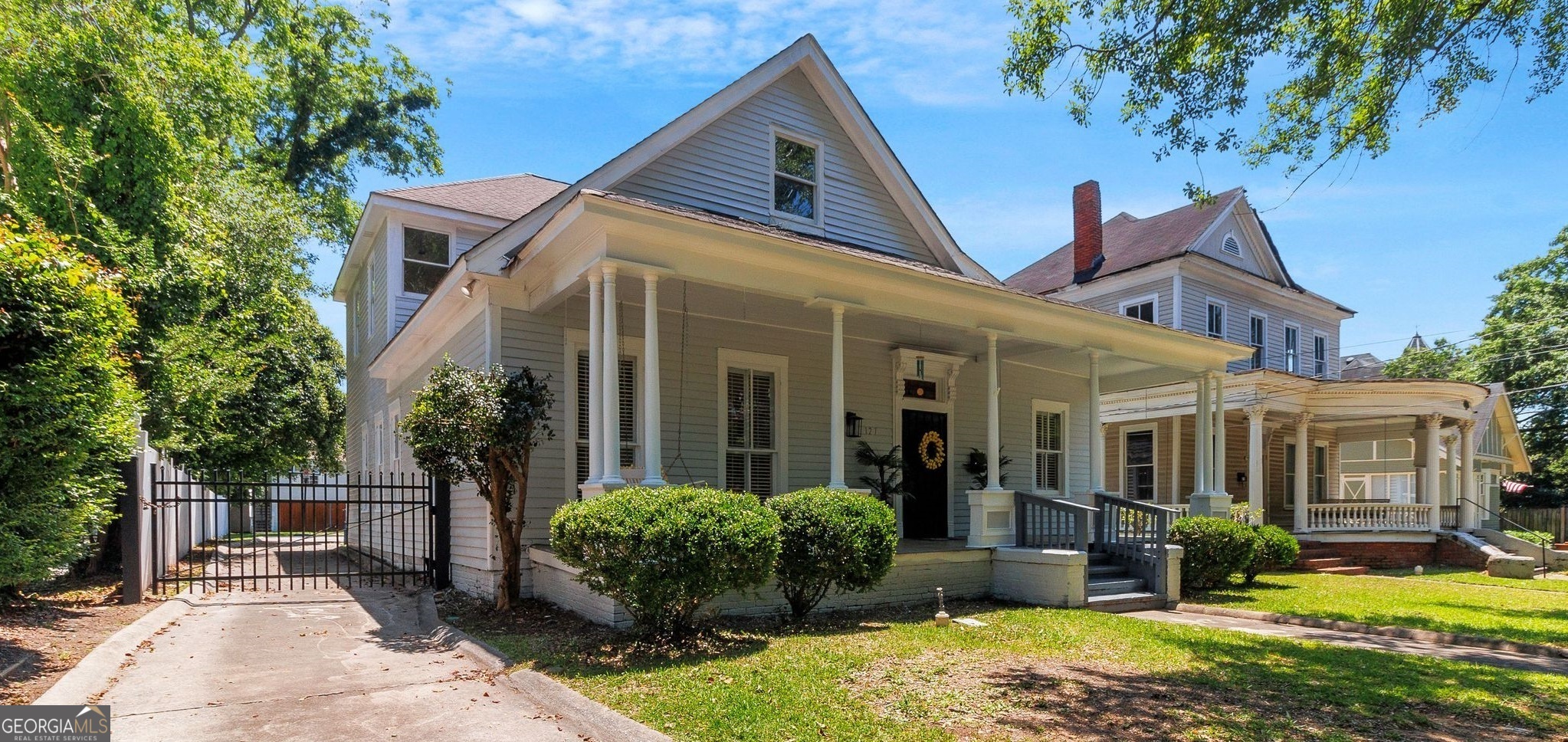 127 Rogers Avenue Property Photo 1