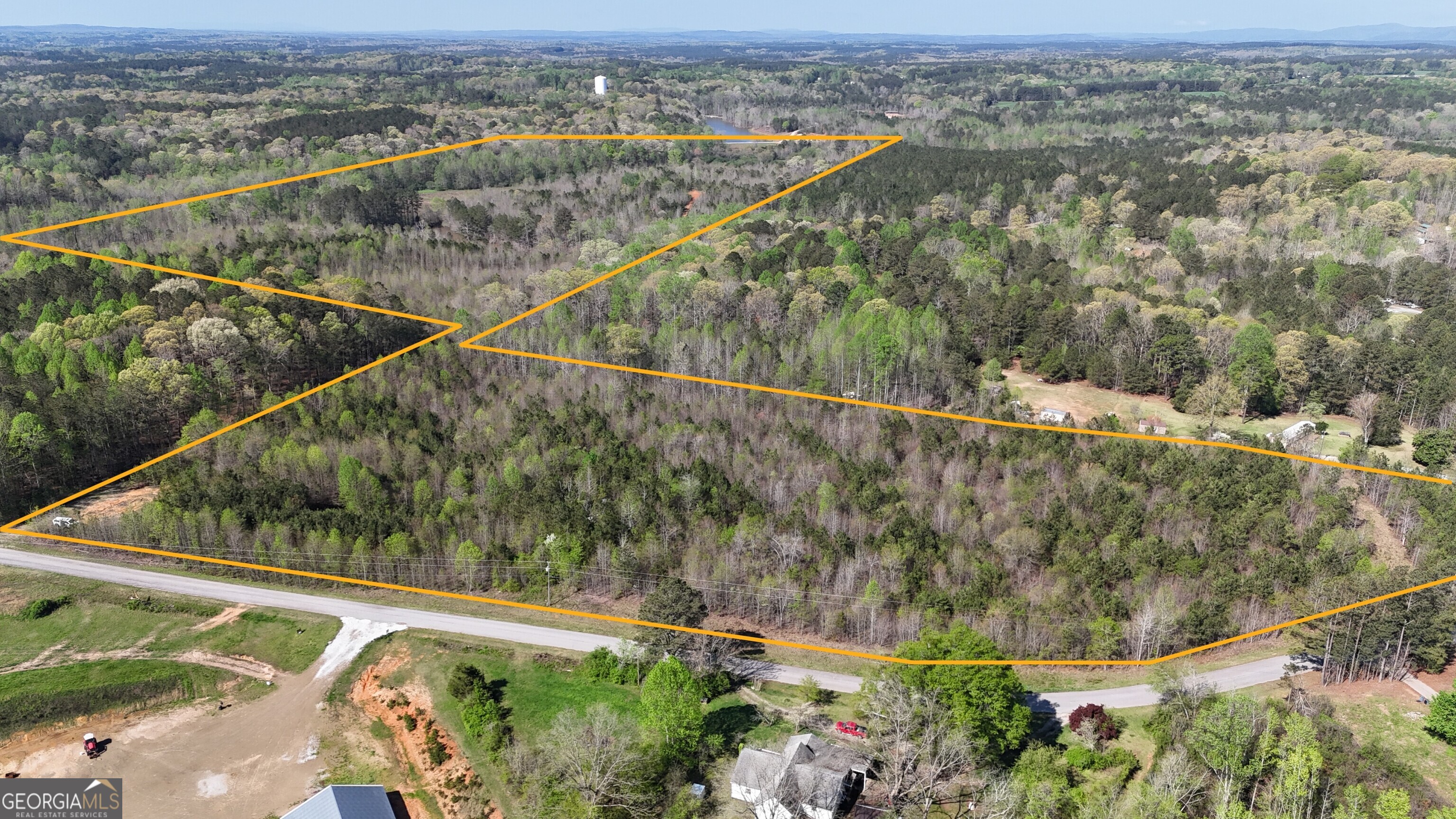 402 Wildcat Road Property Photo 1