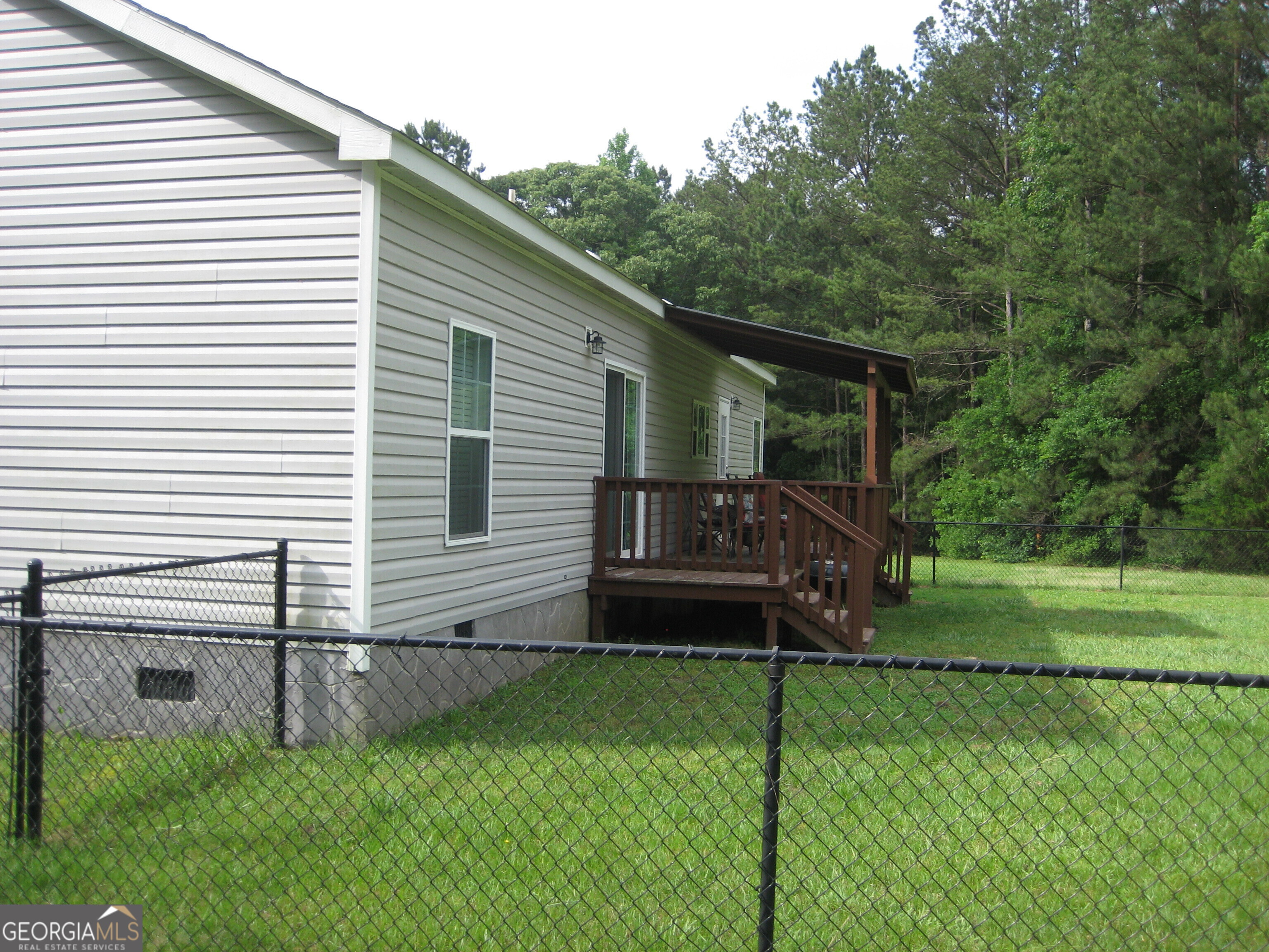 1044 Union School Road Property Photo 5