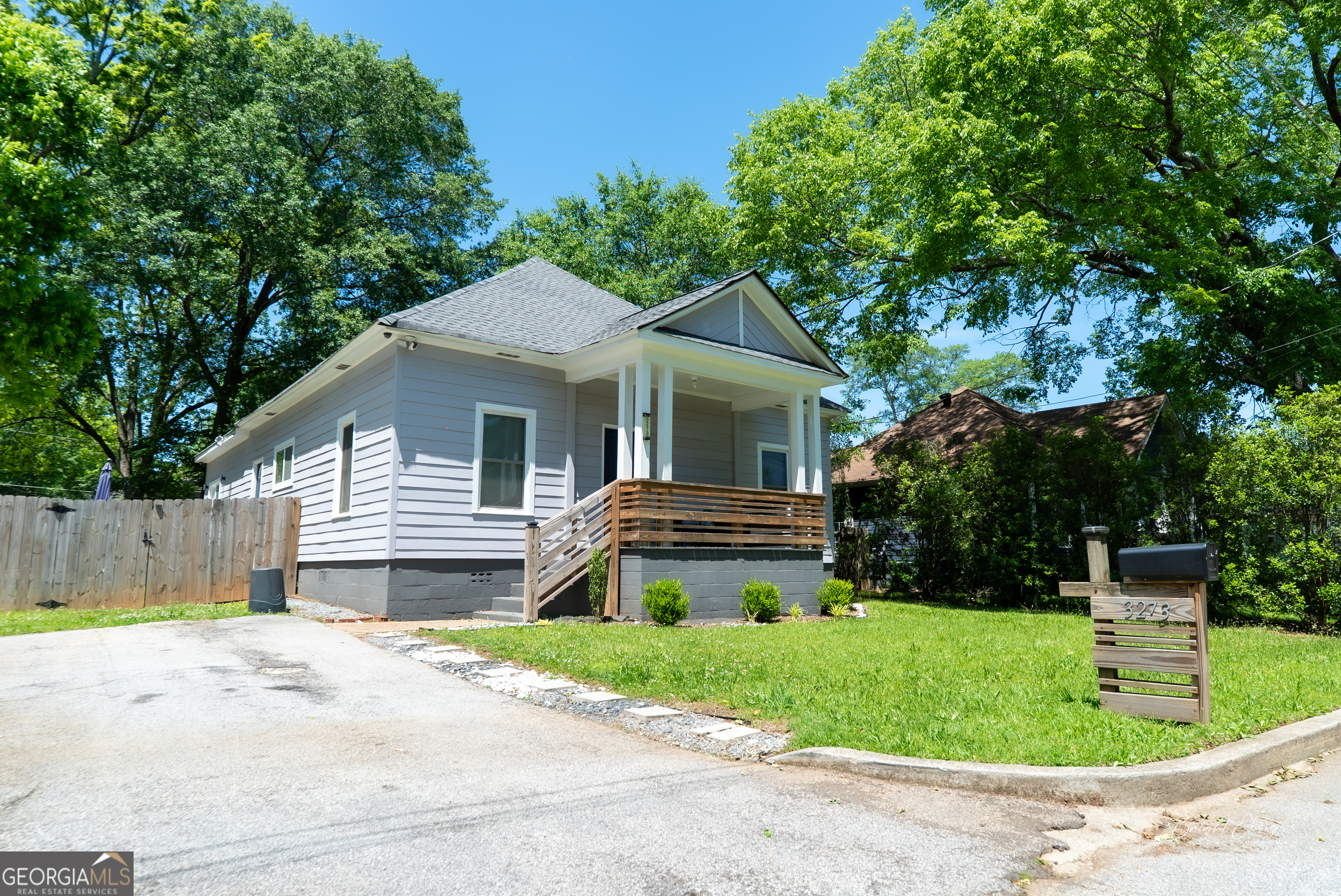 3273 Elm Street Property Photo 1