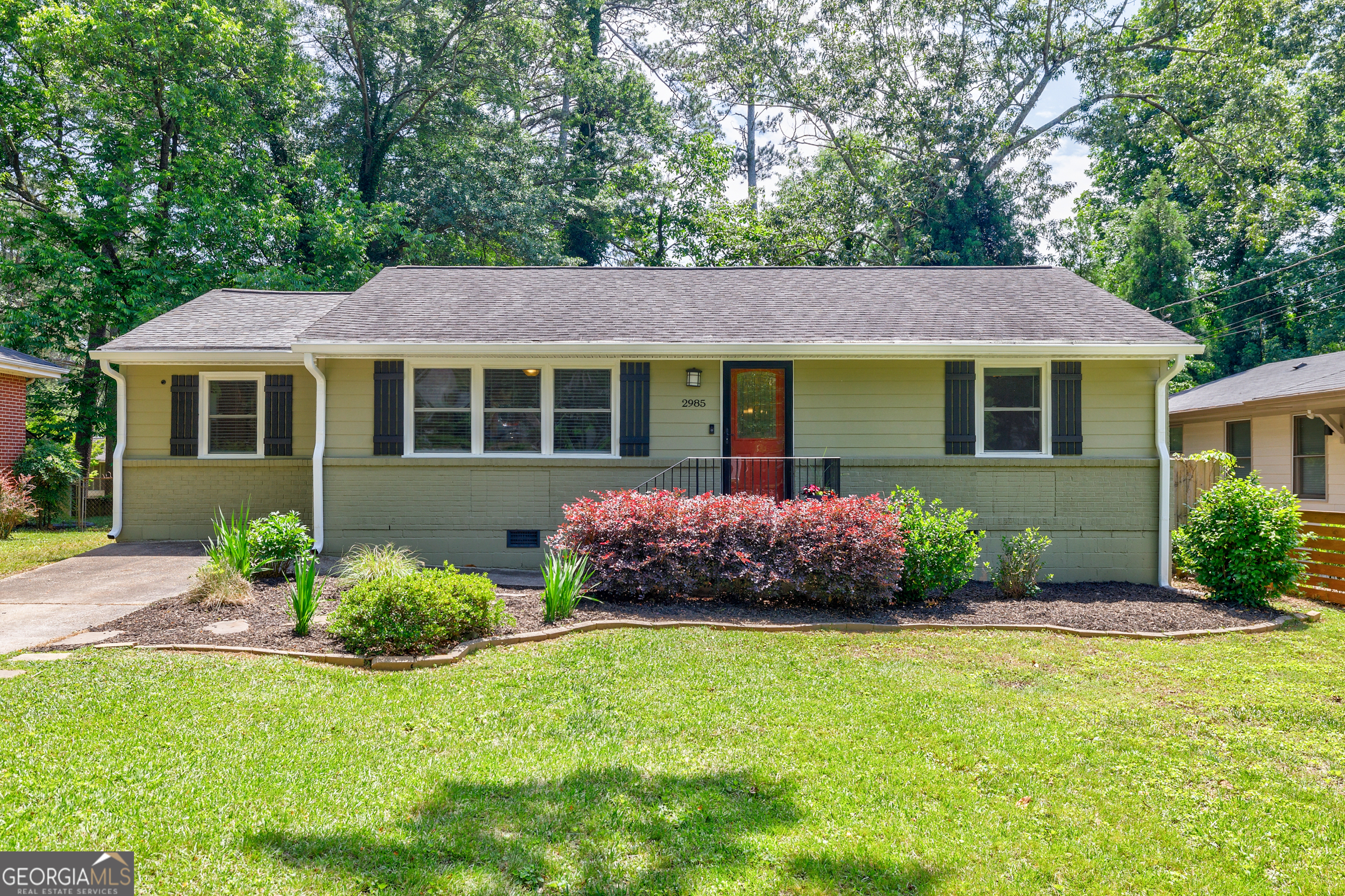 2985 Westbury Drive Property Photo 1