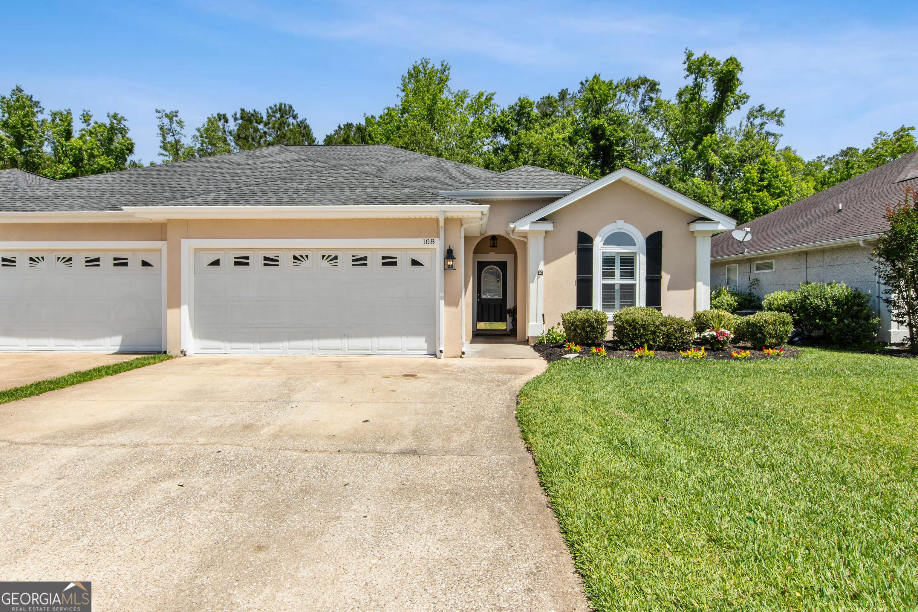 108 Austin Ryan Drive Property Photo 1