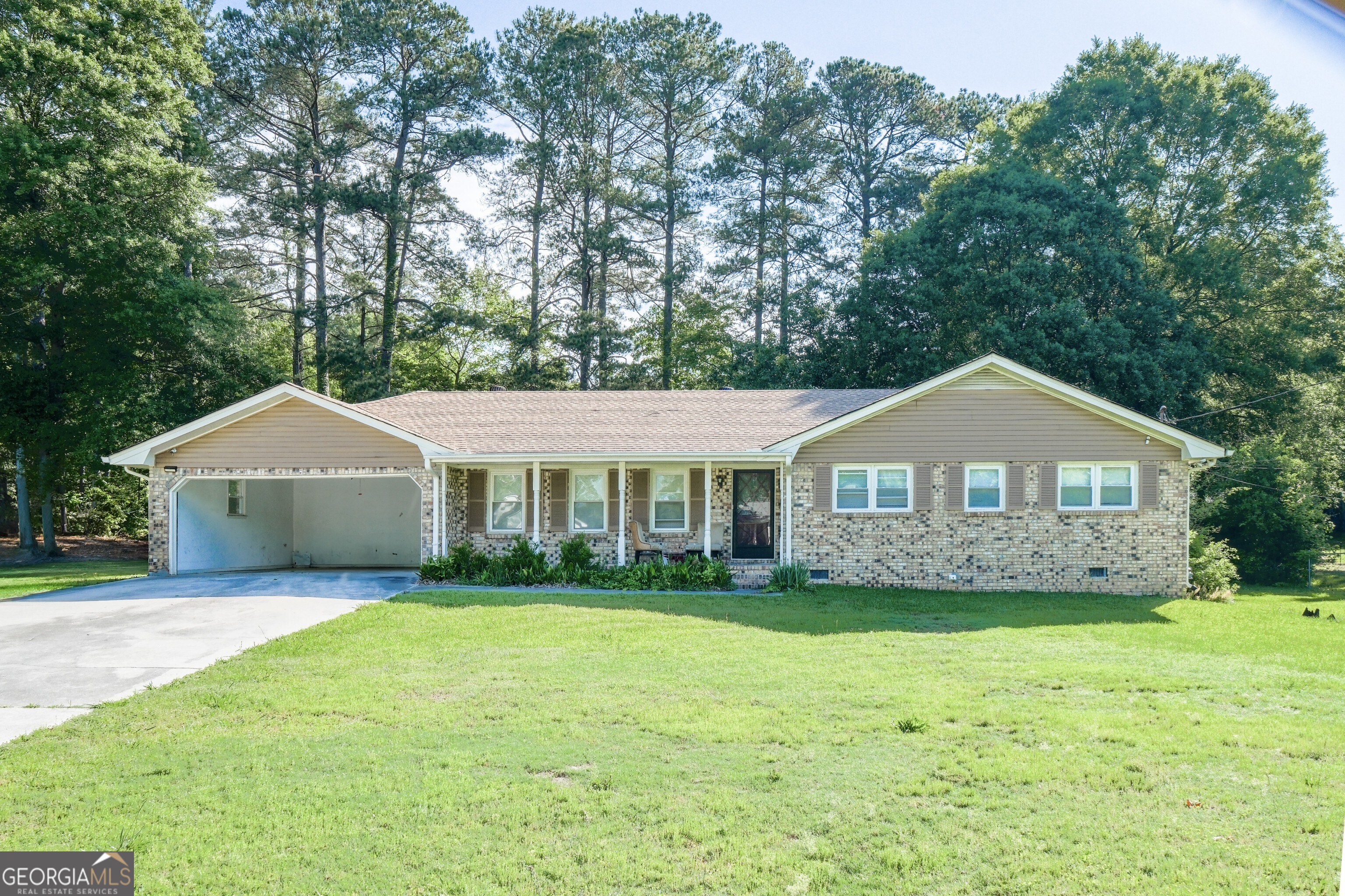 2628 Hickory Trail Property Photo 1
