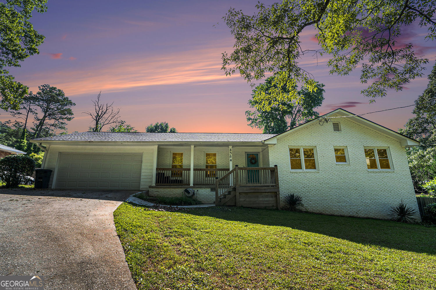 4384 Herschel Road Property Photo 1