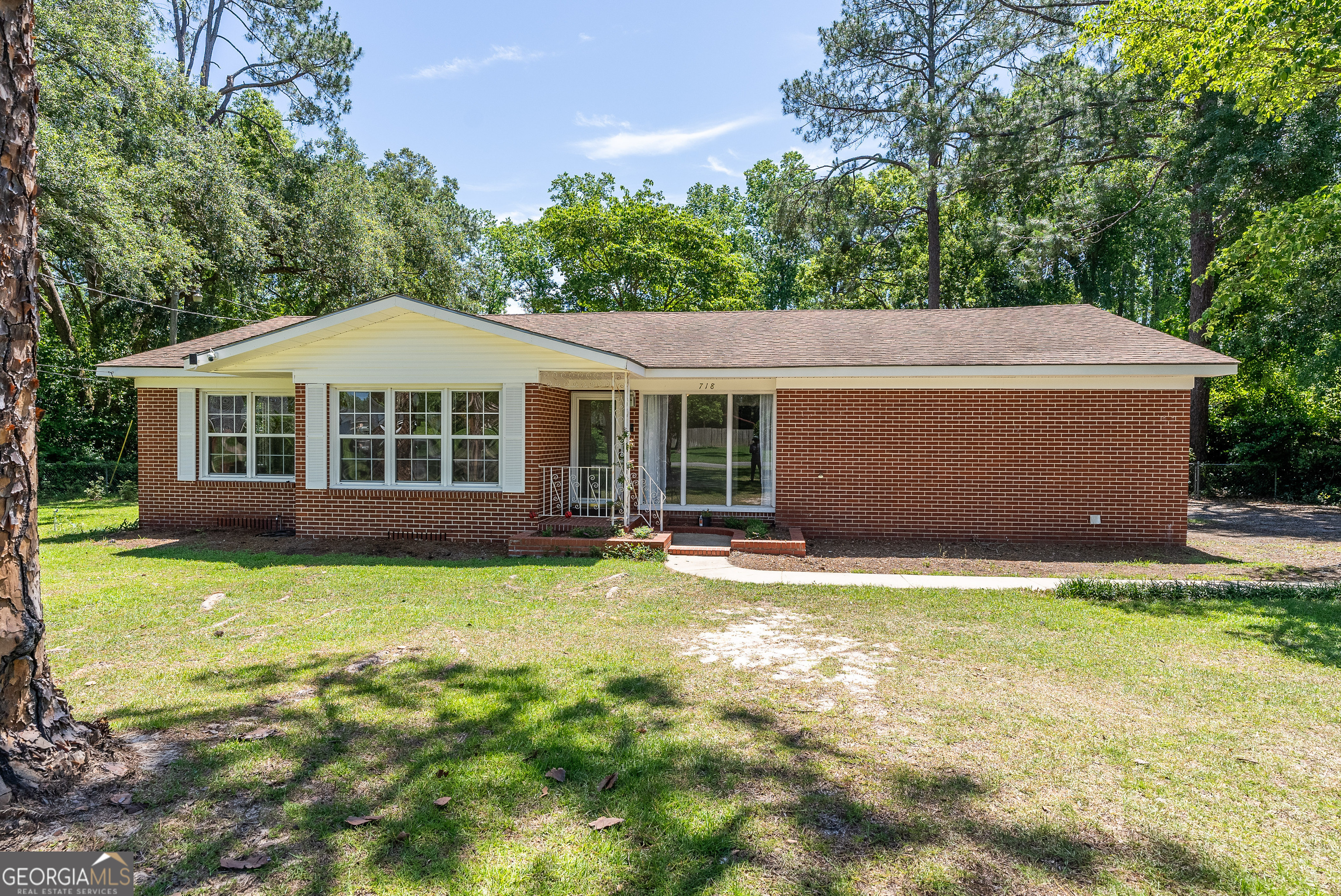 718 Jackson Street Property Photo 1