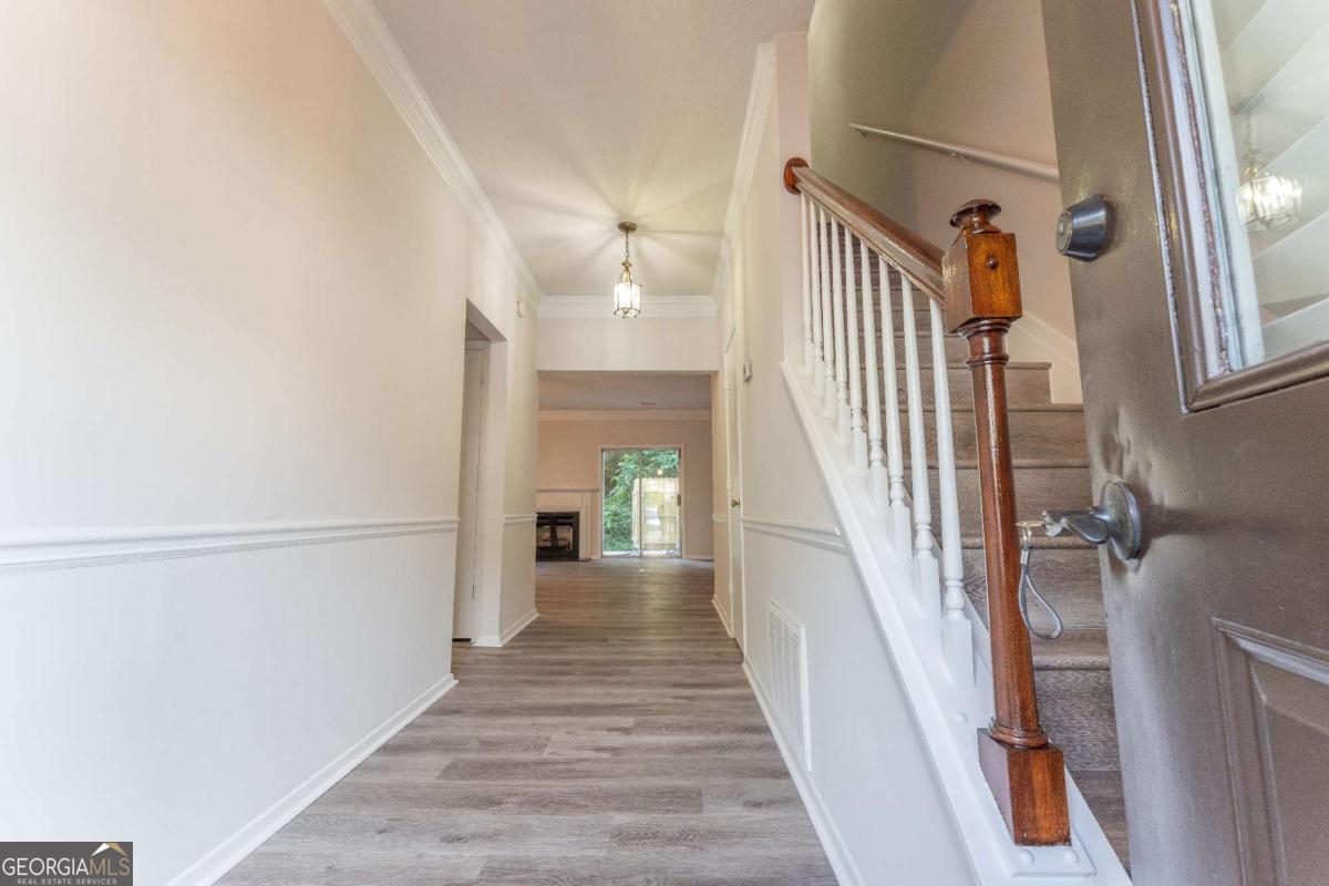 3474 Washington Way Property Photo 2