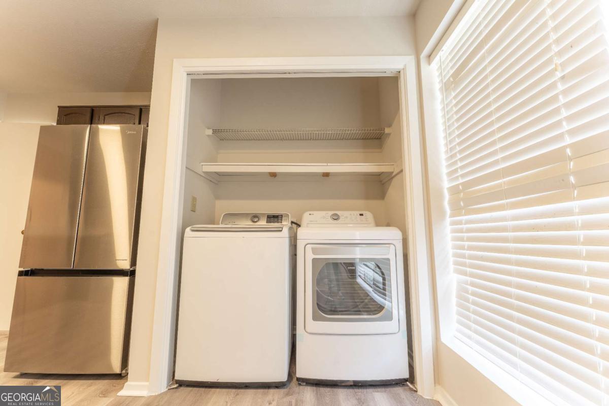 3474 Washington Way Property Photo 11