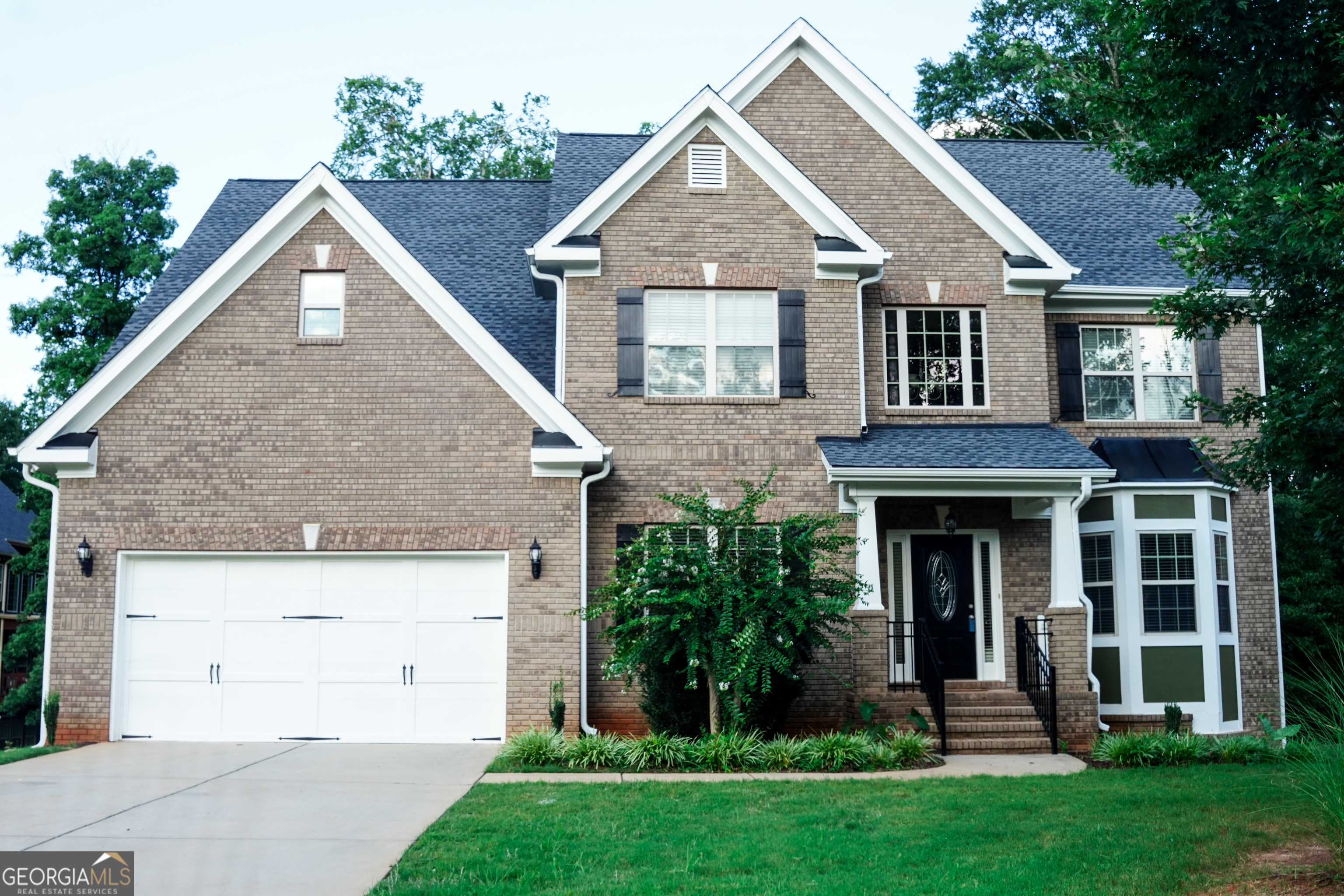 145 Windward Hills Property Photo 1