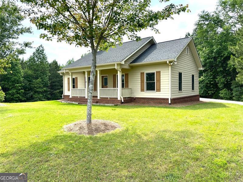 42 Powell Road Nw Property Photo 1