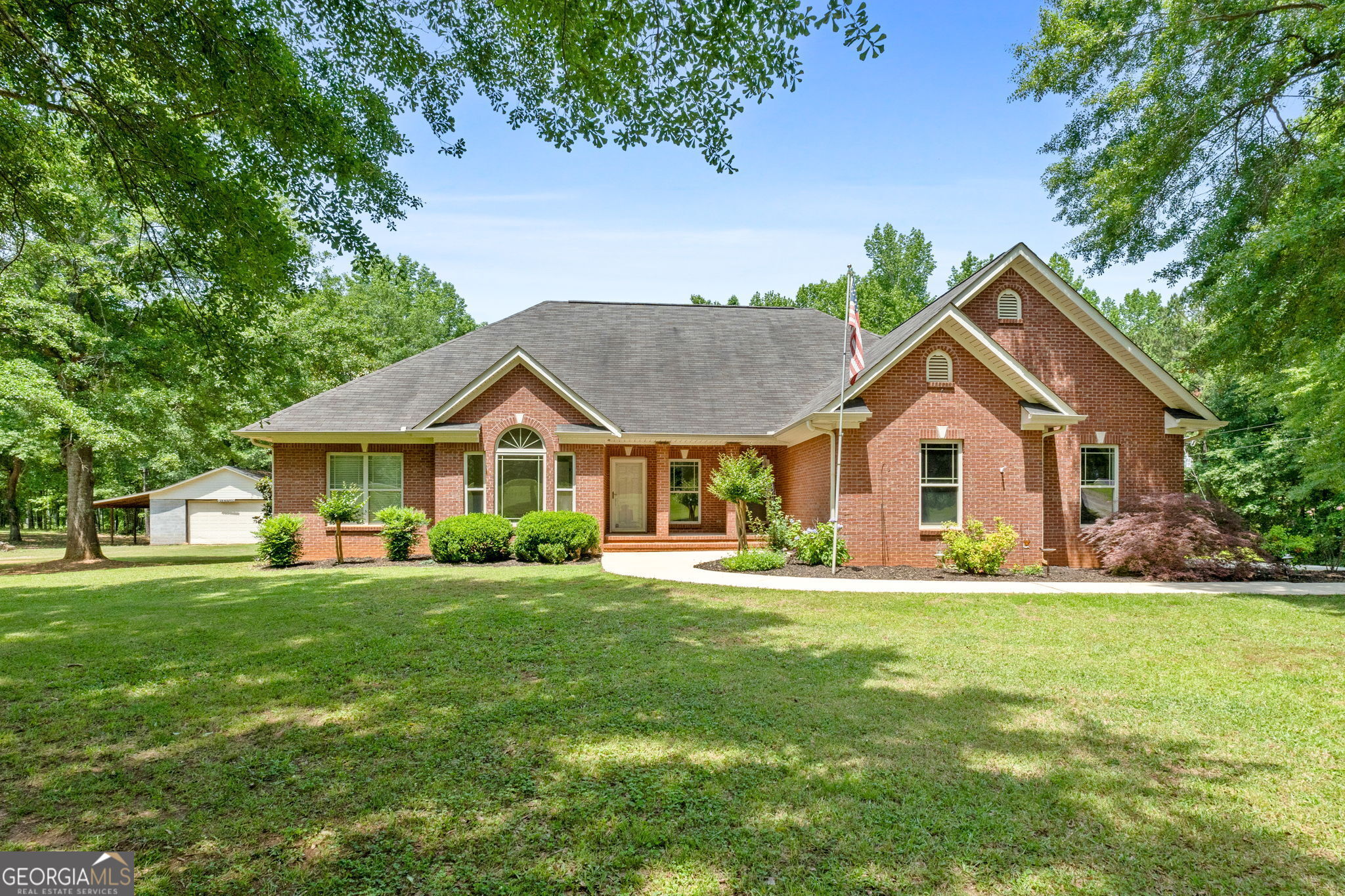 1324 Alabama Road Property Photo 1