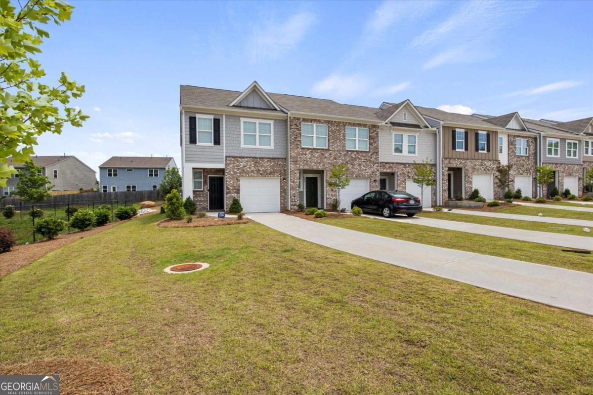 595 Magnolia Circle Property Photo 1