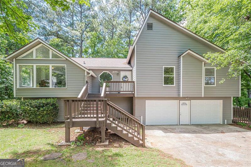 2071 Arrowhead Trail Property Photo 1