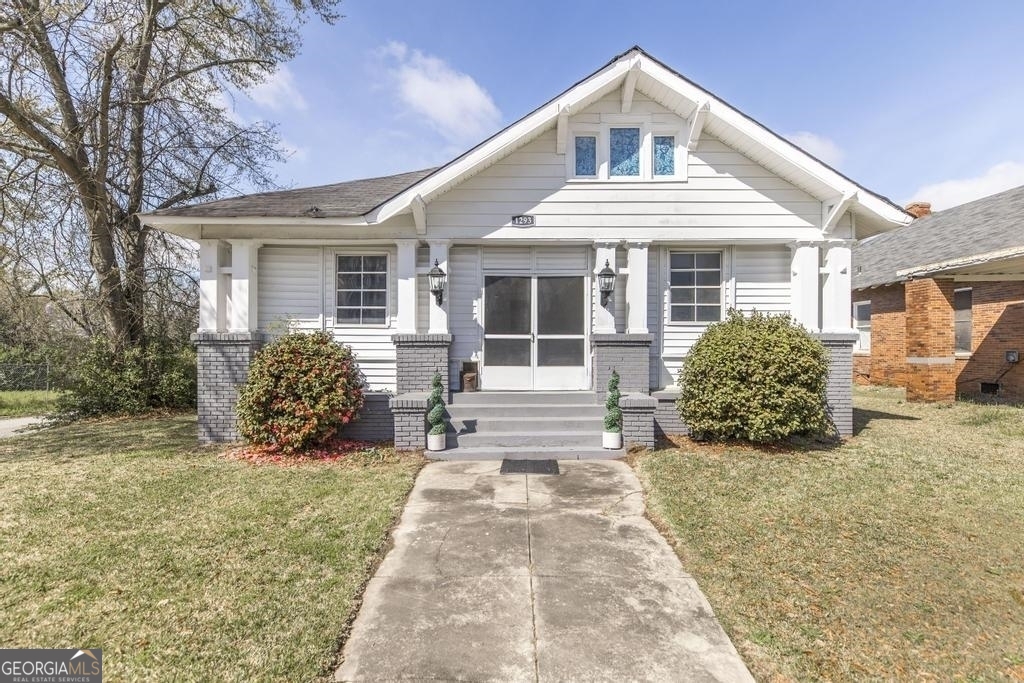 1293 Courtland Avenue Property Photo 1