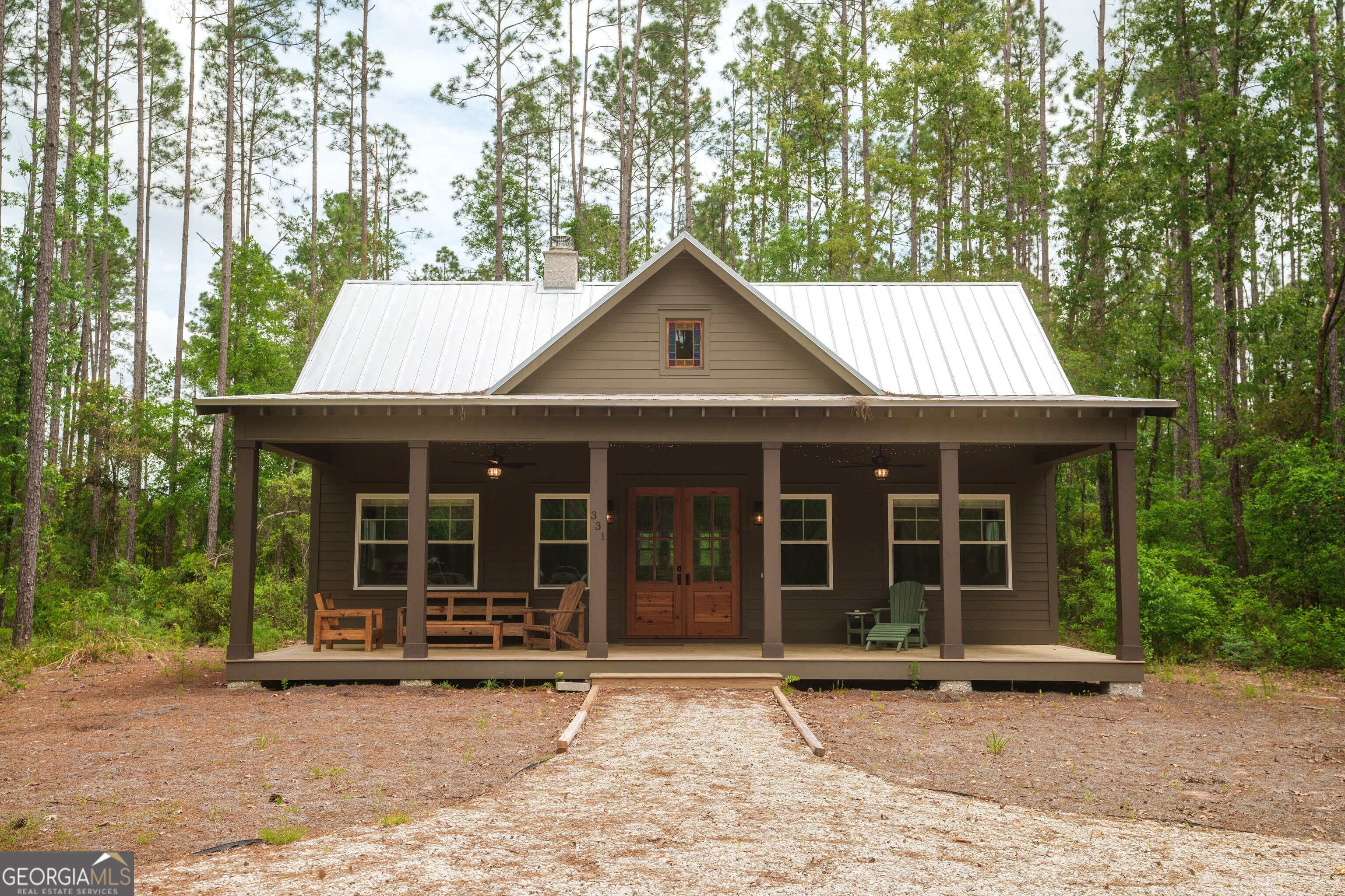 331 Bluff Road S Property Photo 1