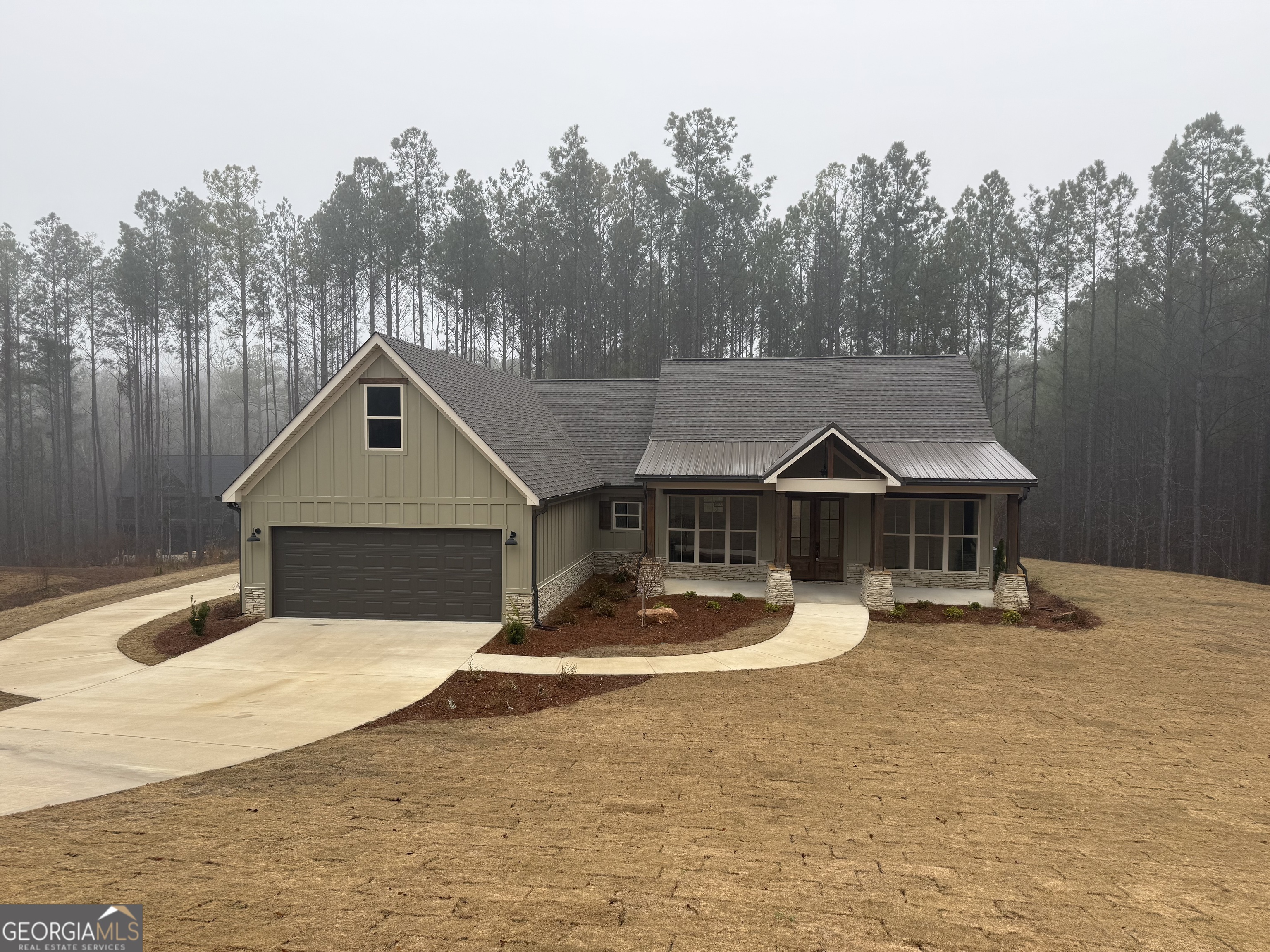 33 Wolf Creek Cove Property Photo 1