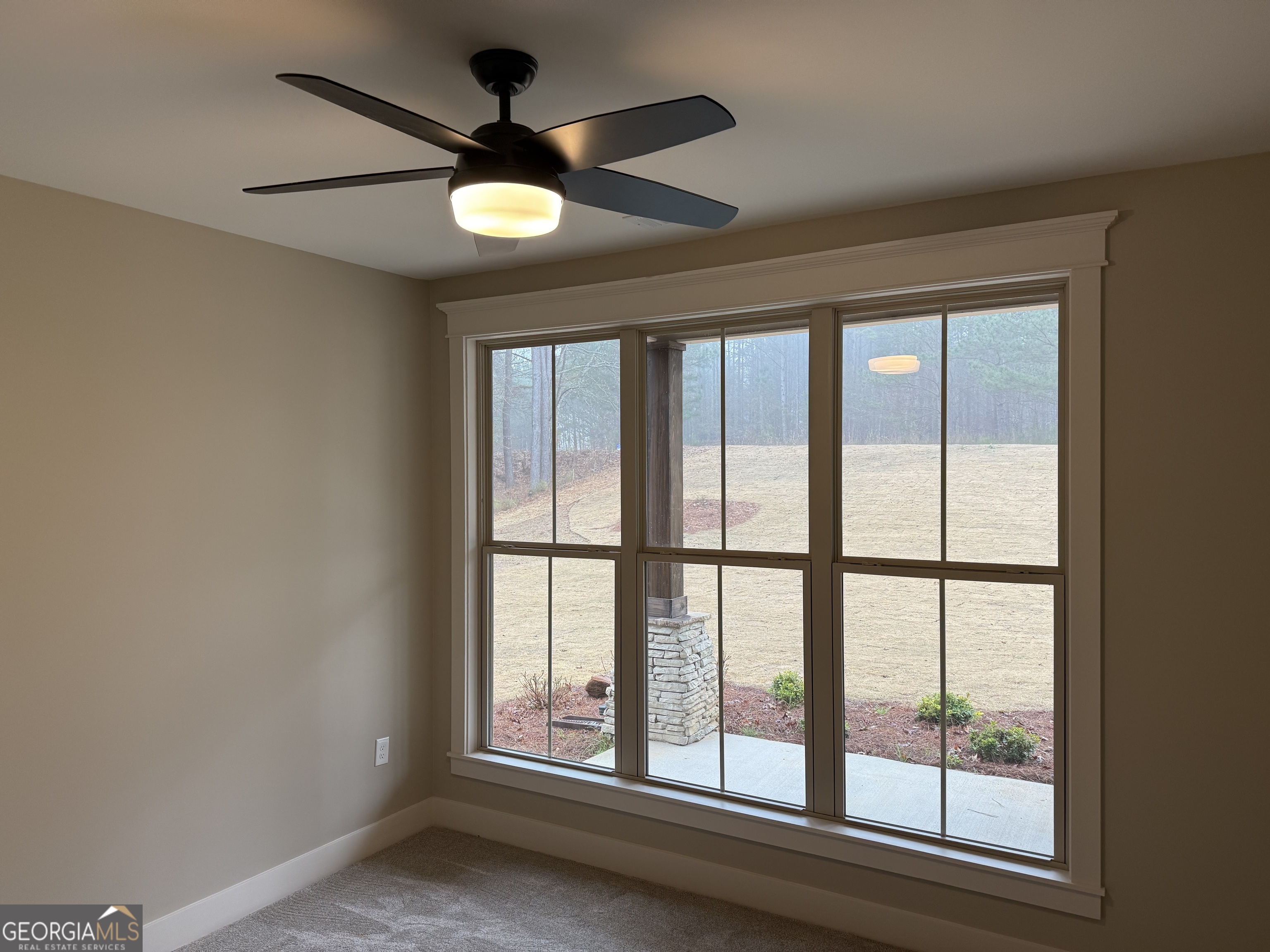 33 Wolf Creek Cove Property Photo 11