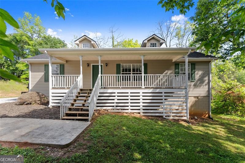 5523 Green Circle Property Photo 1