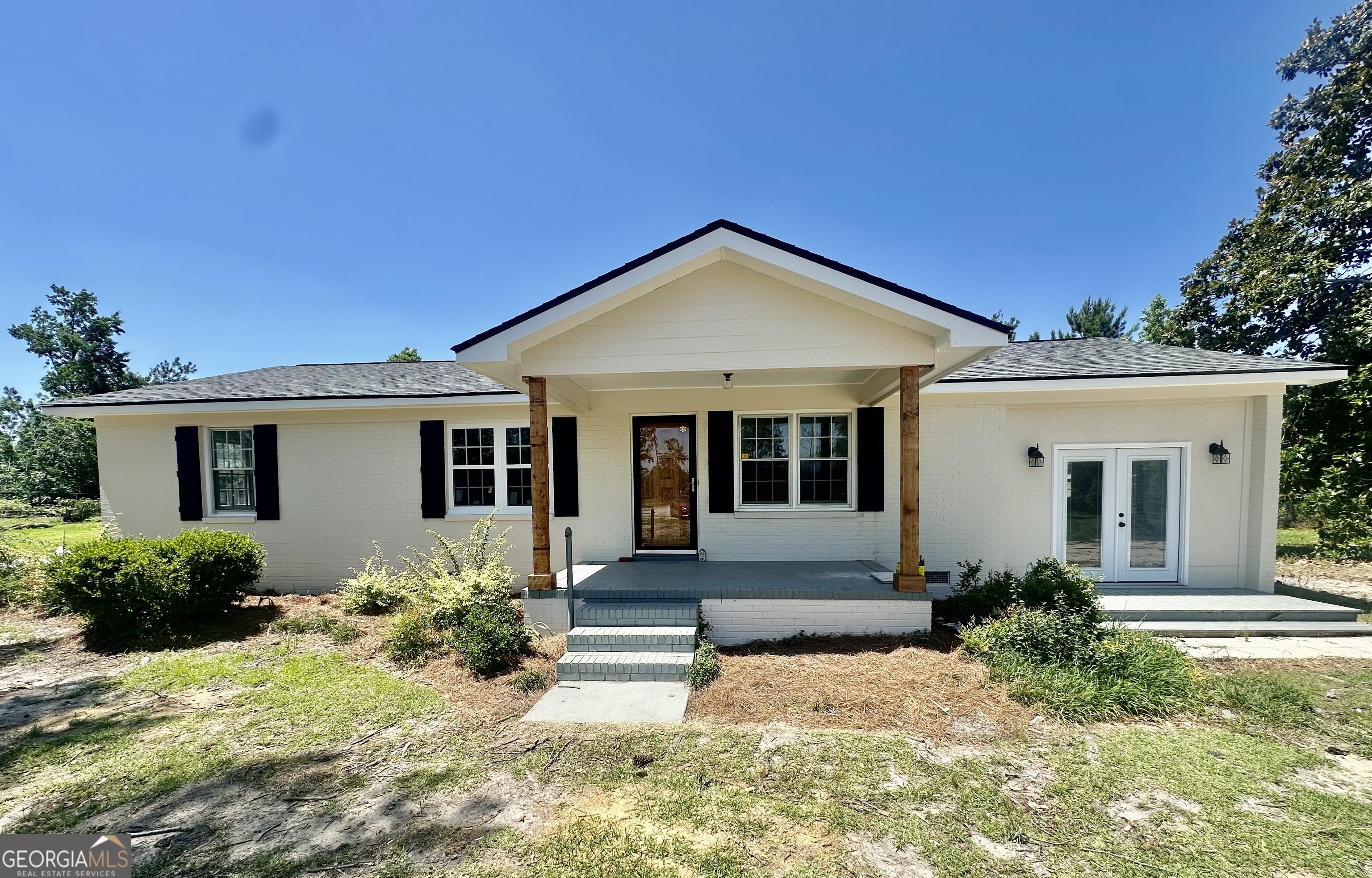 909 Bells Ferry Road Property Photo 1