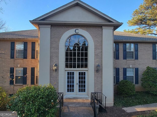 750 Dalrymple Road # B4 Property Photo 1