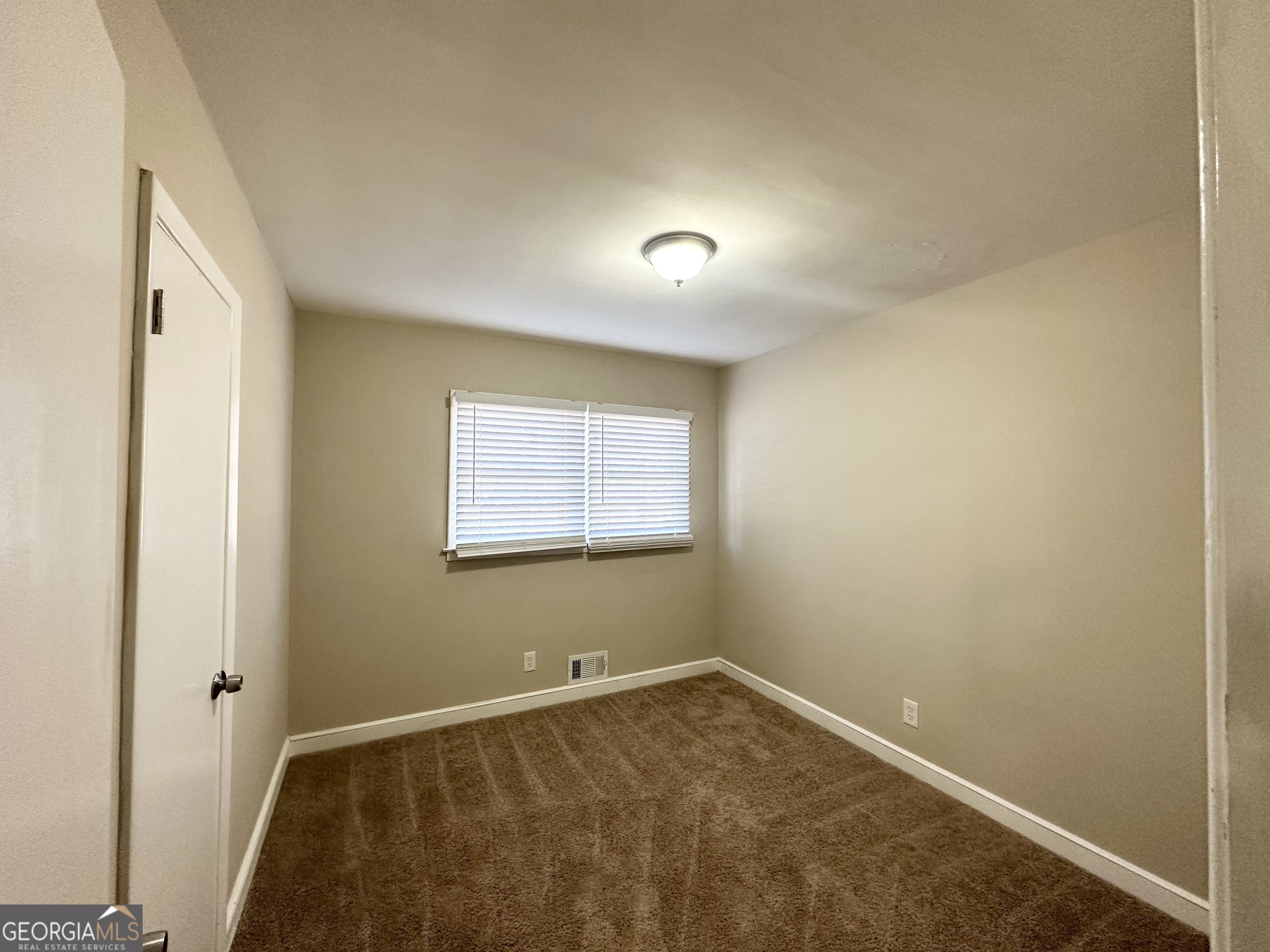 2896 Hogan Road Property Photo 8