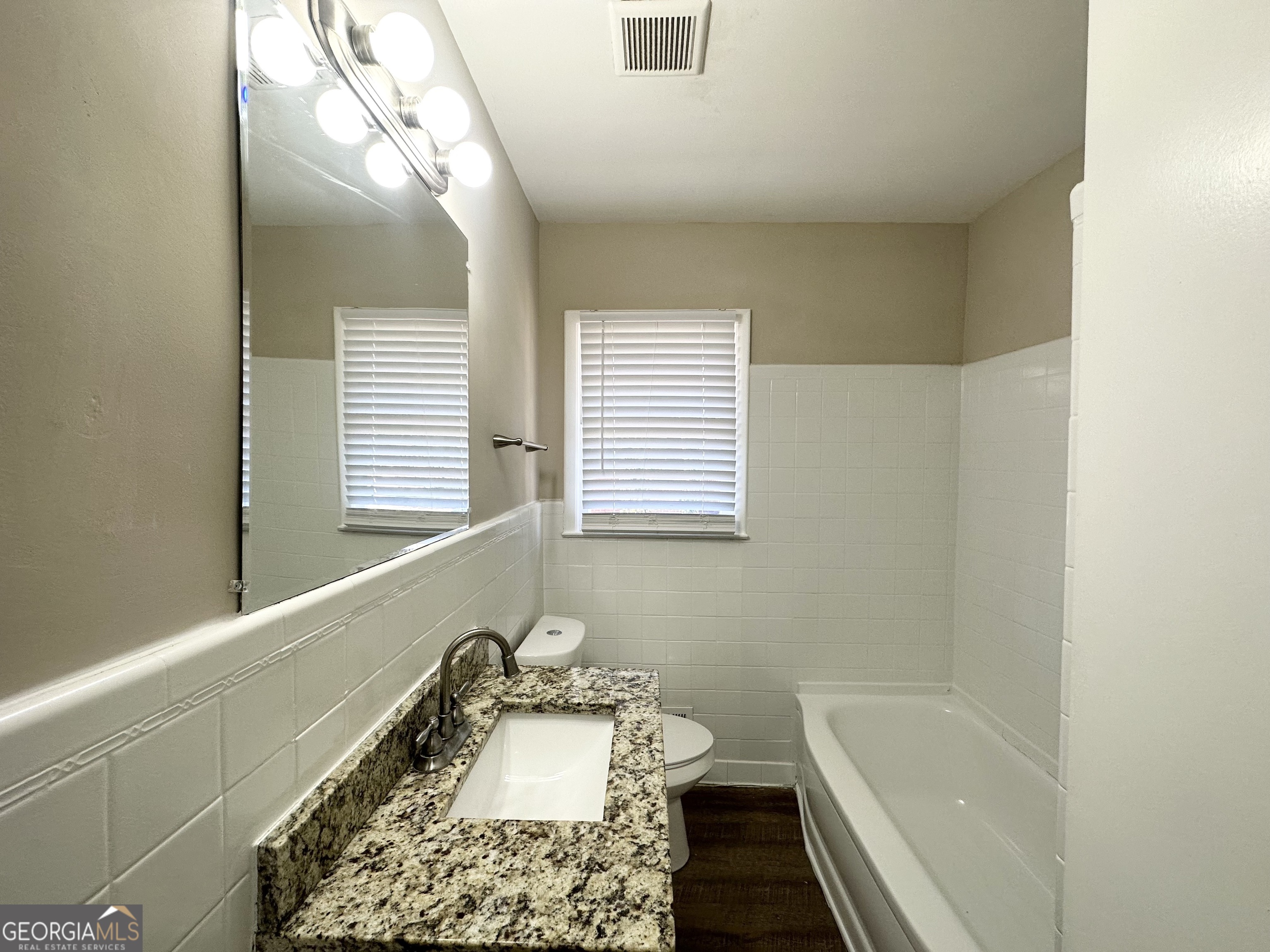 2896 Hogan Road Property Photo 10