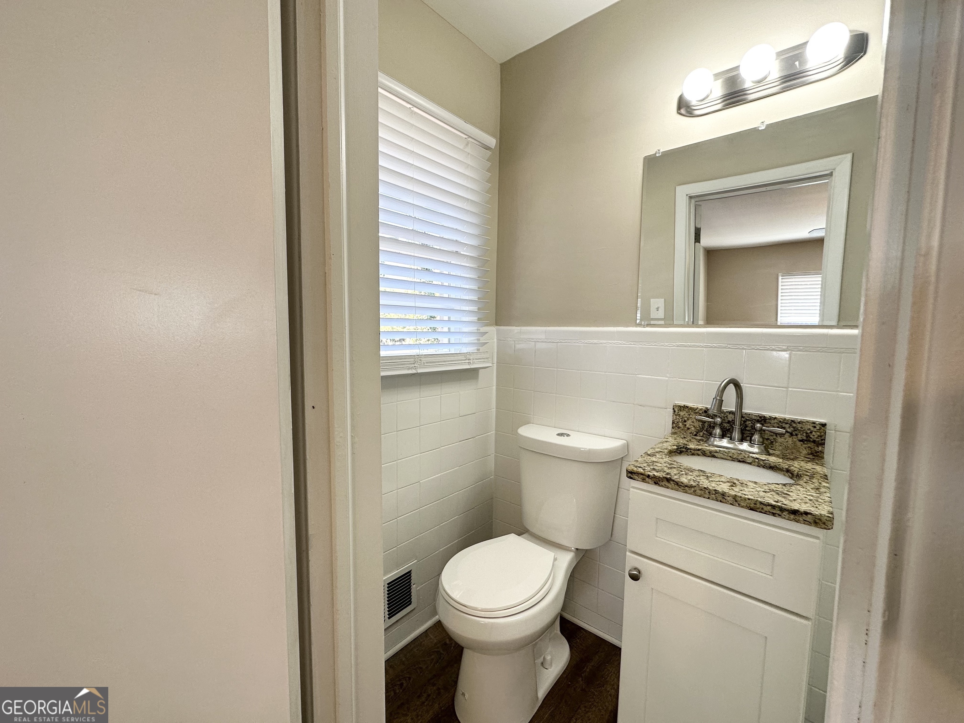 2896 Hogan Road Property Photo 13