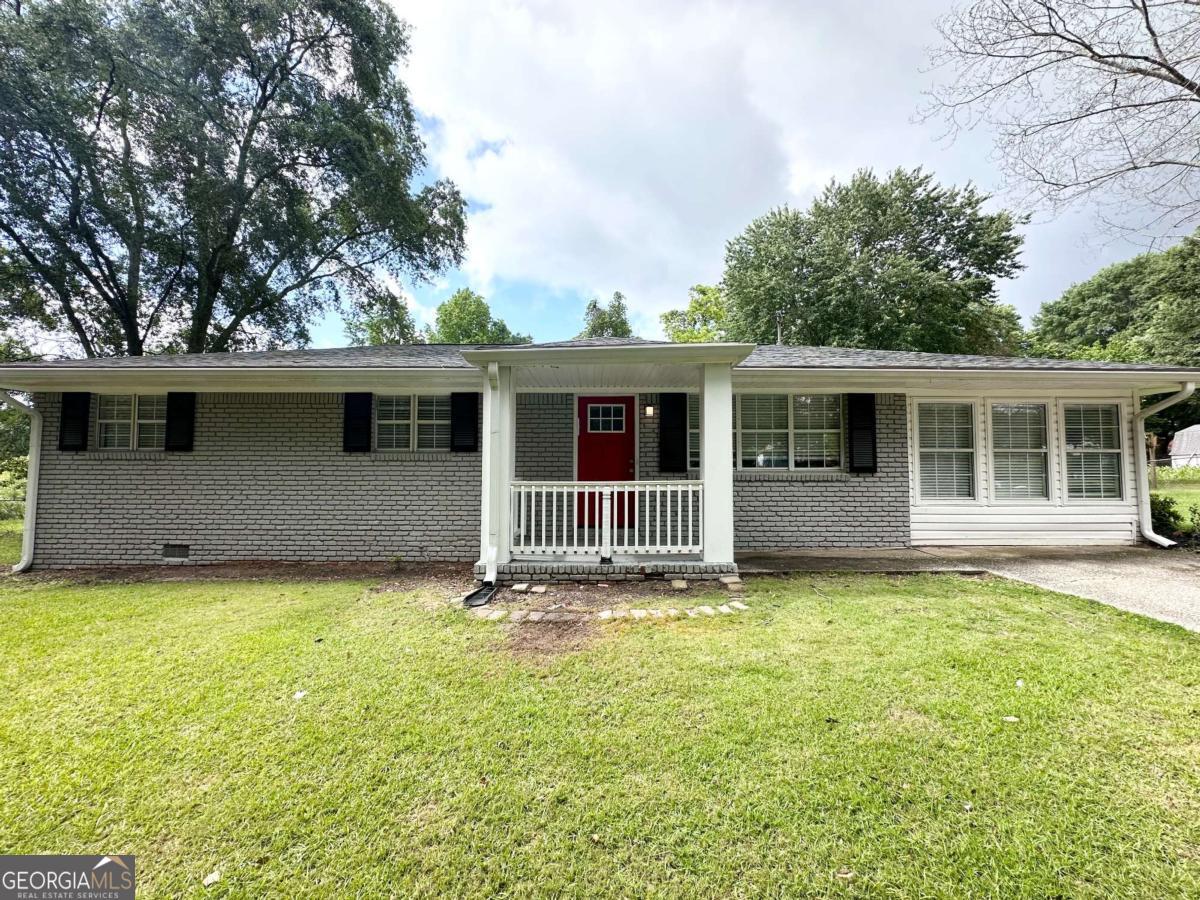 3948 Regent Street Property Photo 1